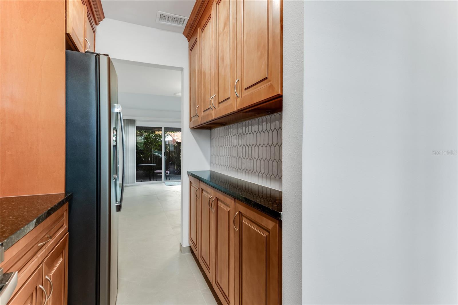 2200 S PALMETTO AVE #A050