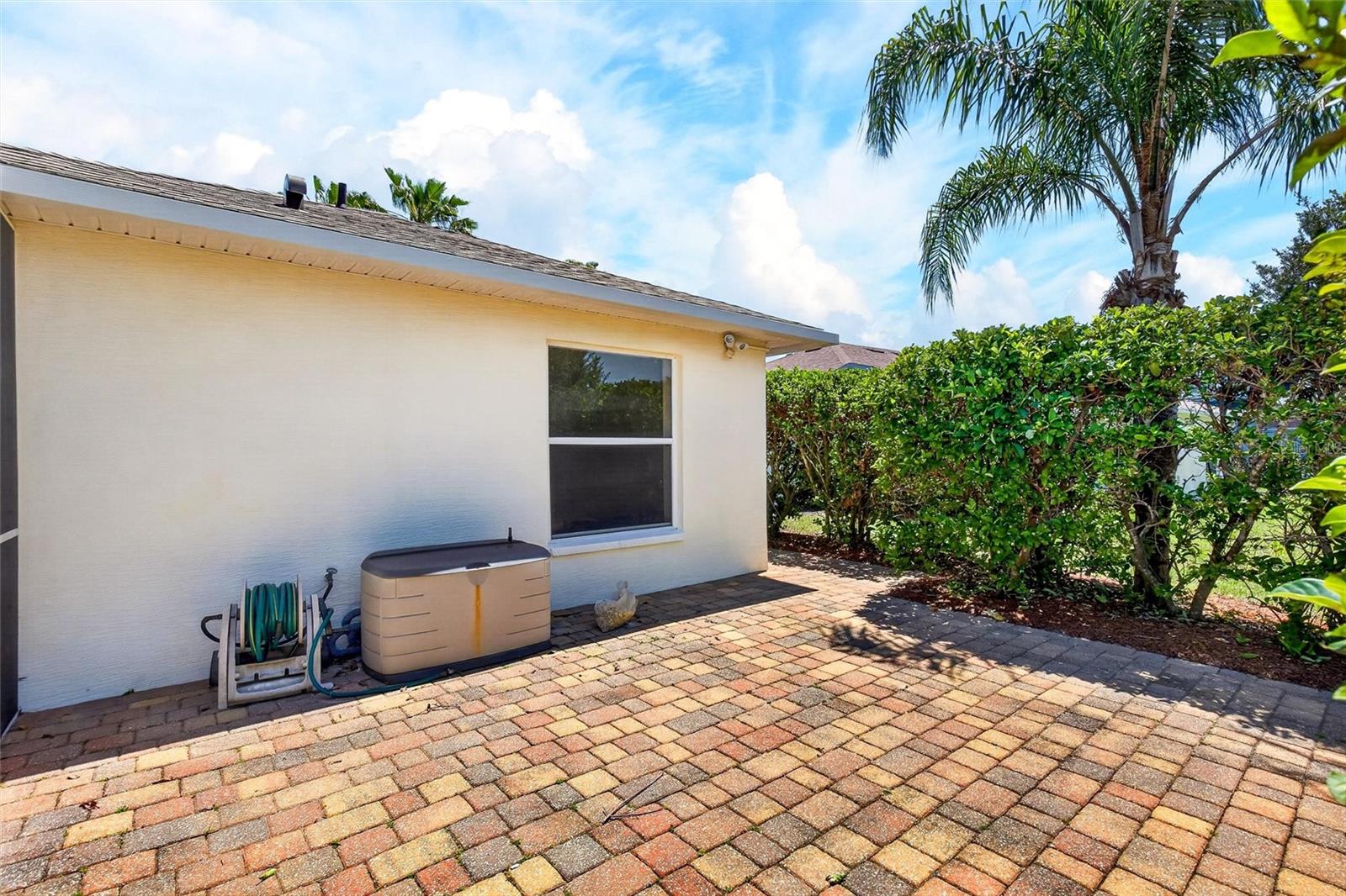 423 PHILLIPS CREEK LN