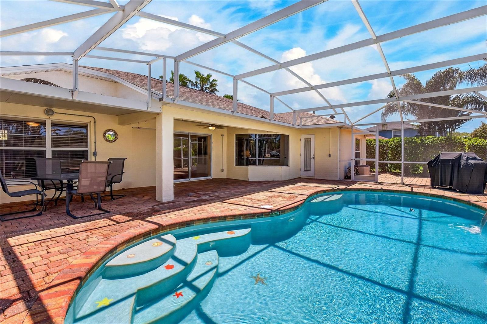 423 PHILLIPS CREEK LN