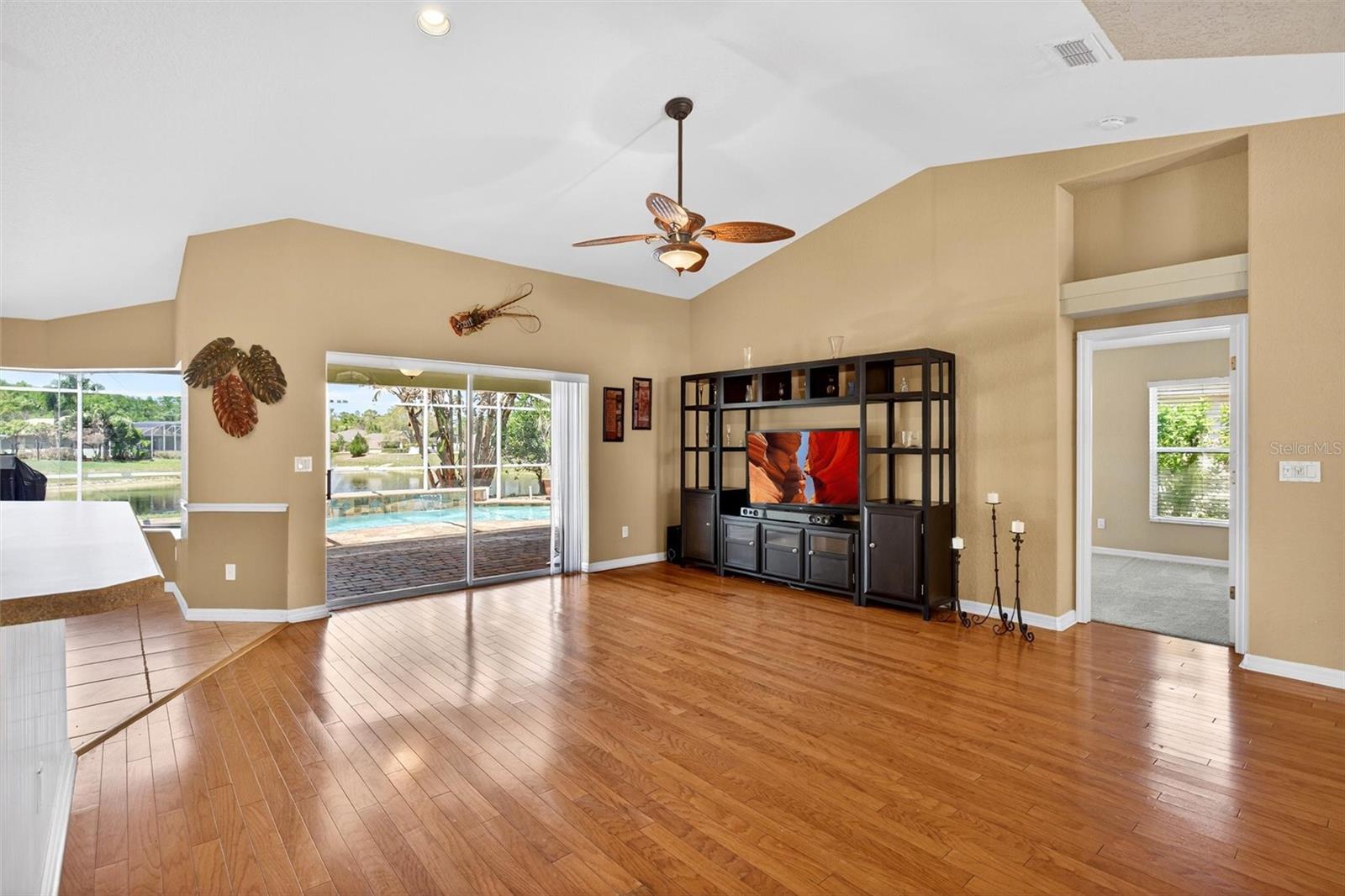 423 PHILLIPS CREEK LN