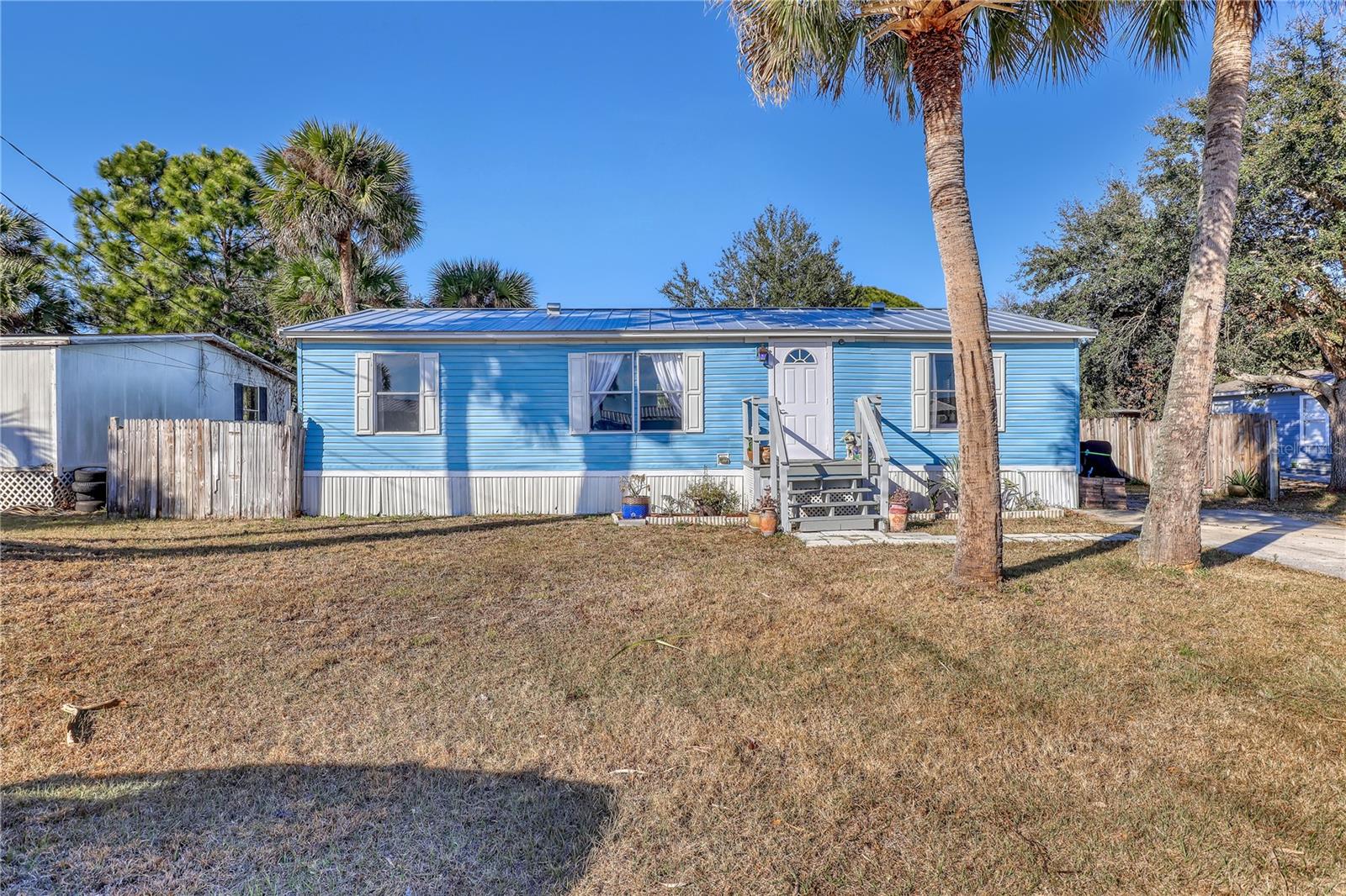354 AKORN ST