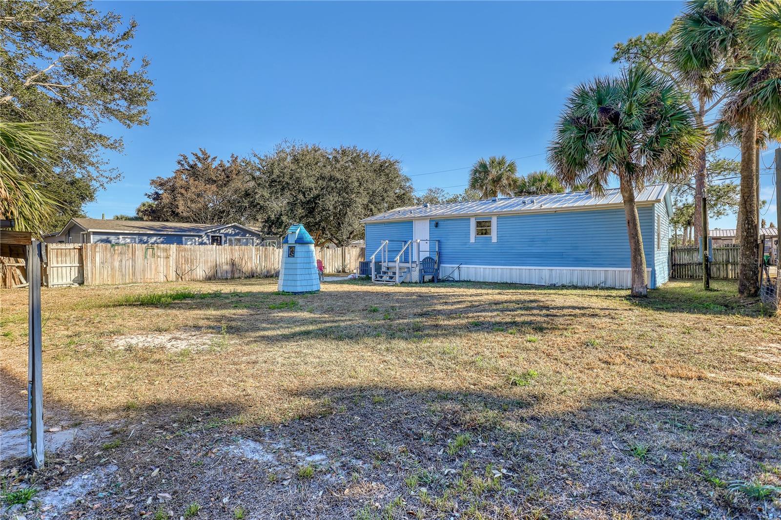 354 AKORN ST