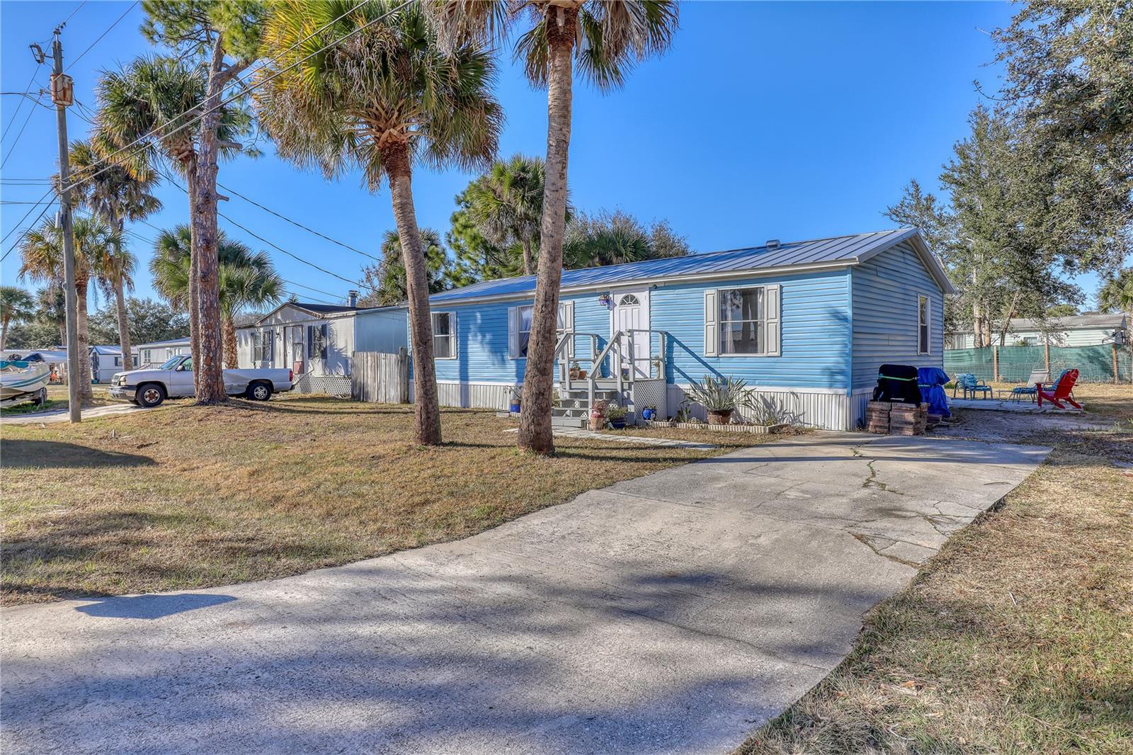 354 AKORN ST