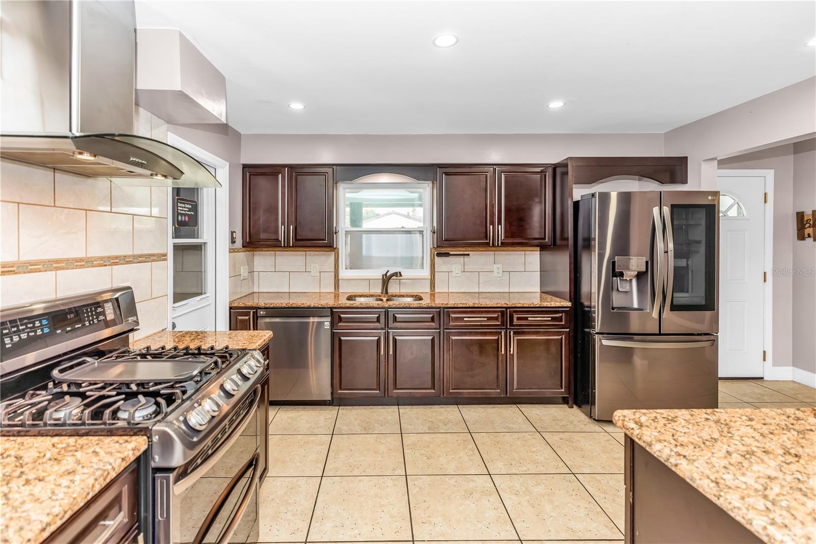 5195 SHARLENE DR