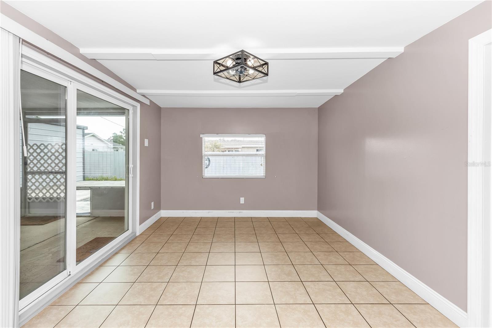 5195 SHARLENE DR