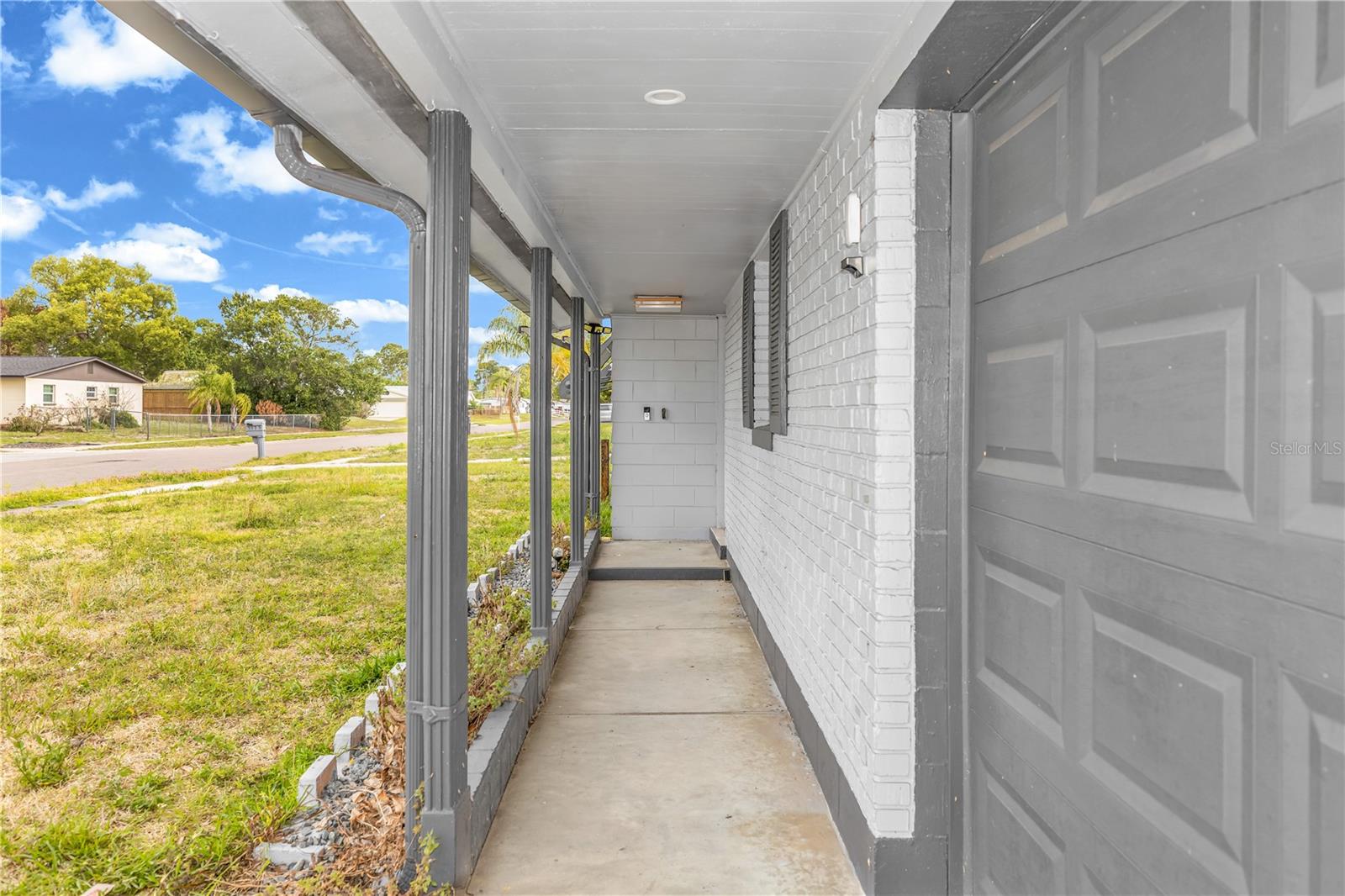 5195 SHARLENE DR