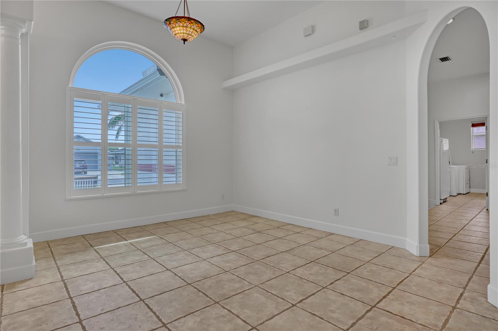 4373 FLETCHER LN