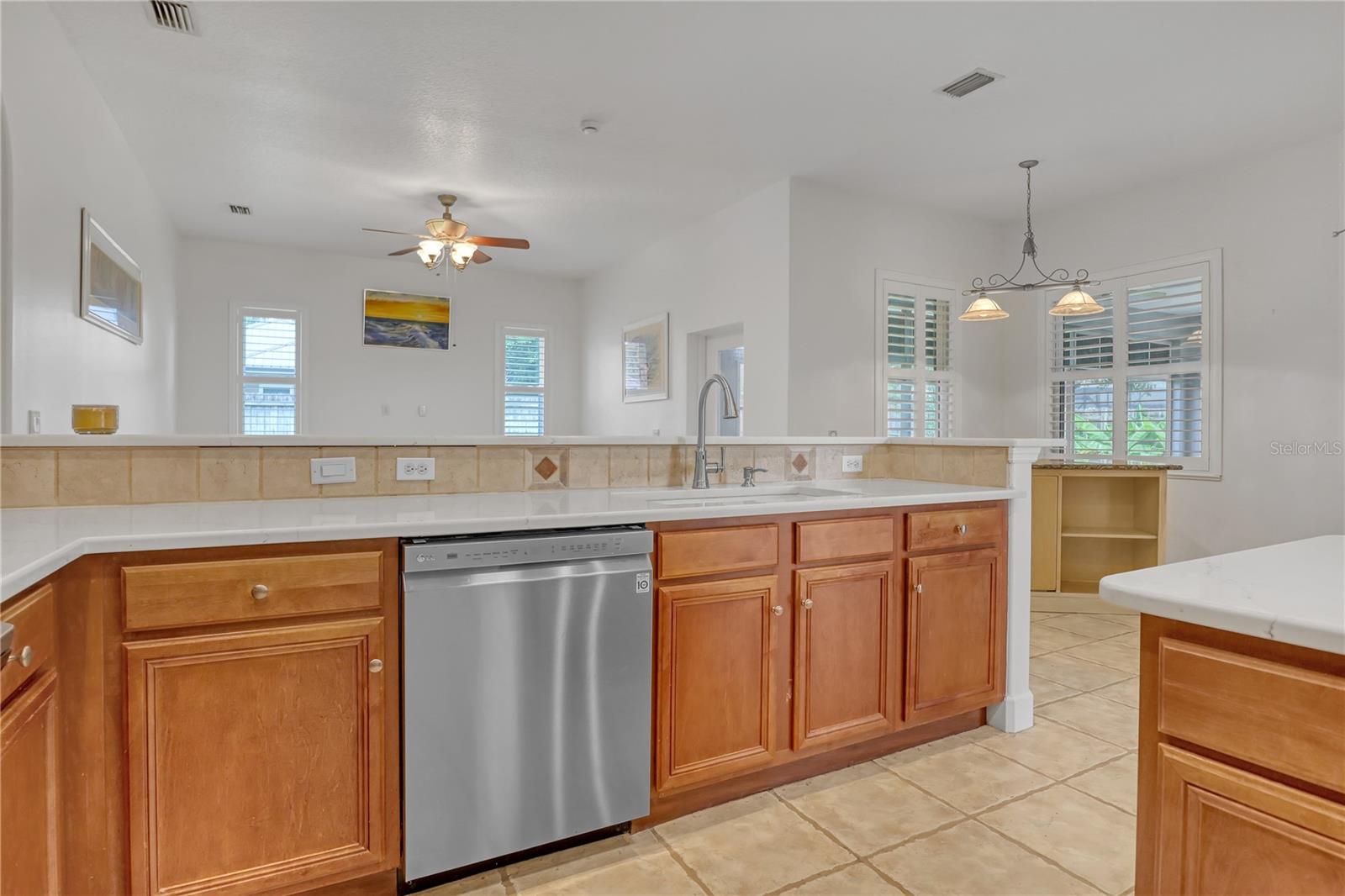 4373 FLETCHER LN
