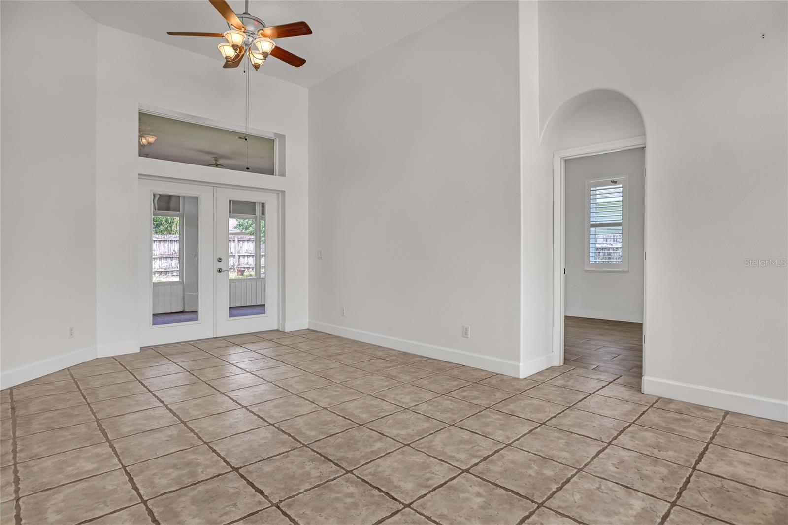 4373 FLETCHER LN