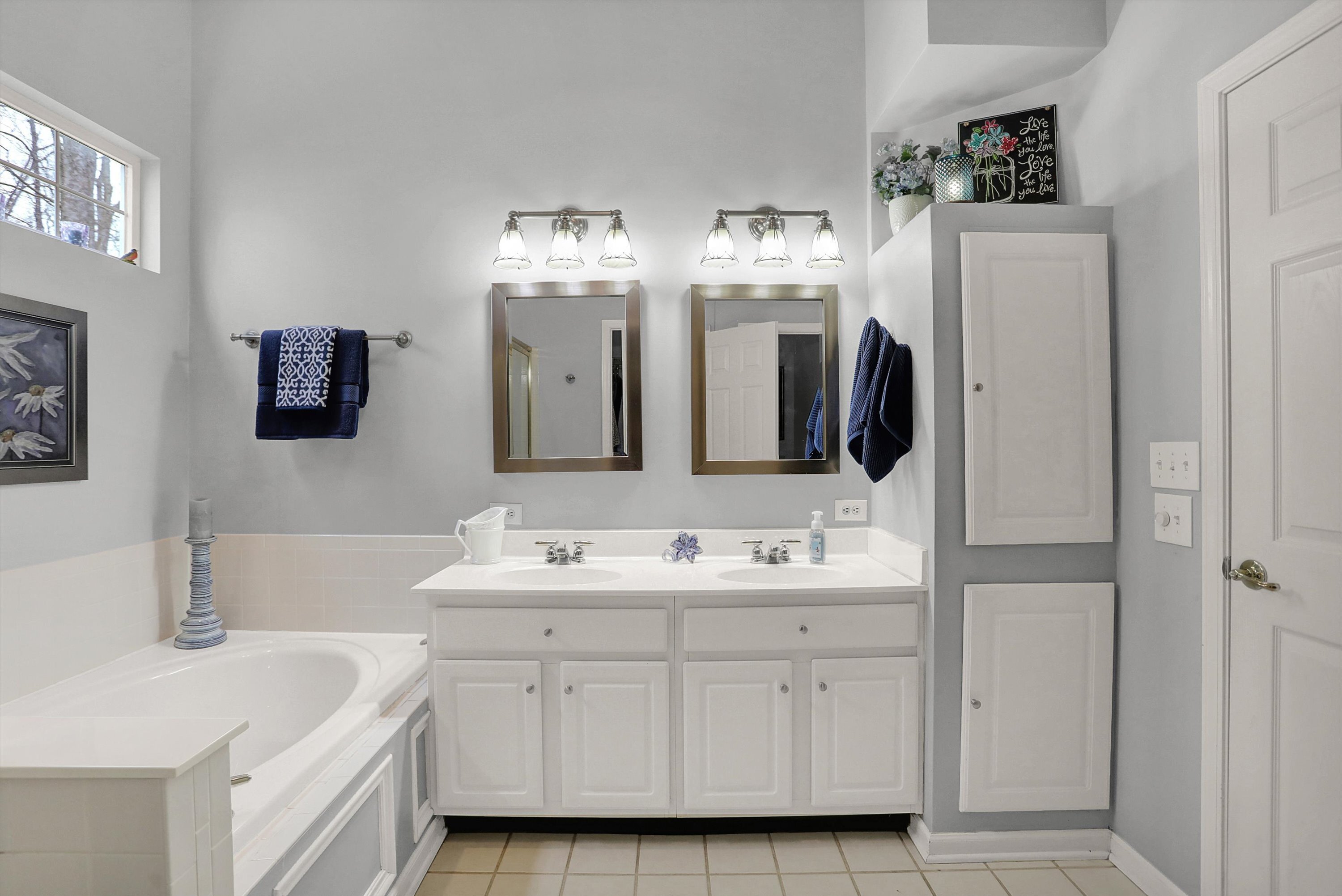 10399 Bristlecone Drive