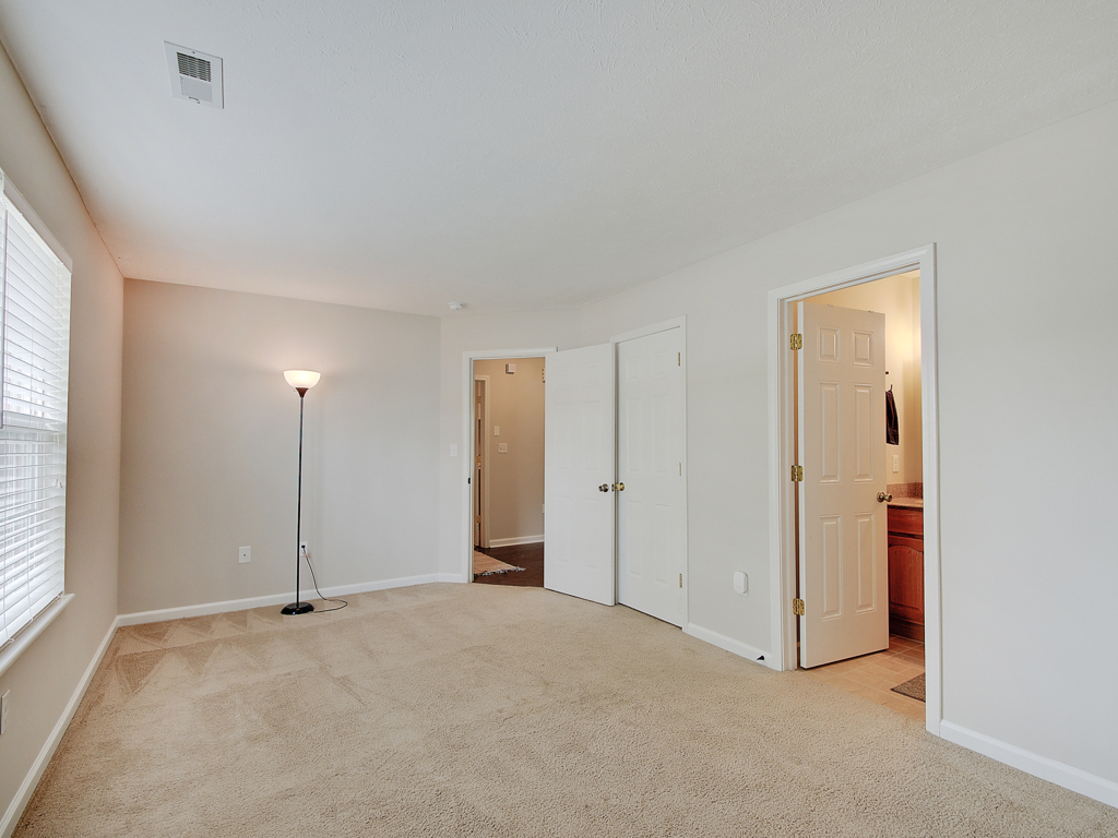 17905 Sanibel Circle