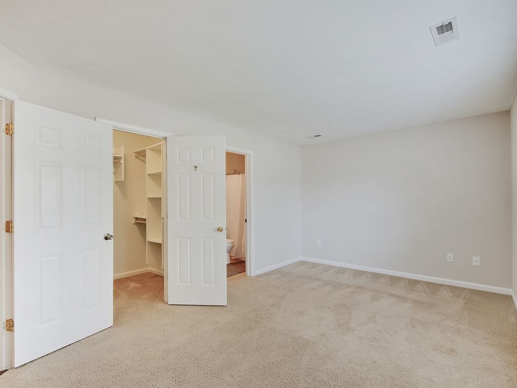 17905 Sanibel Circle