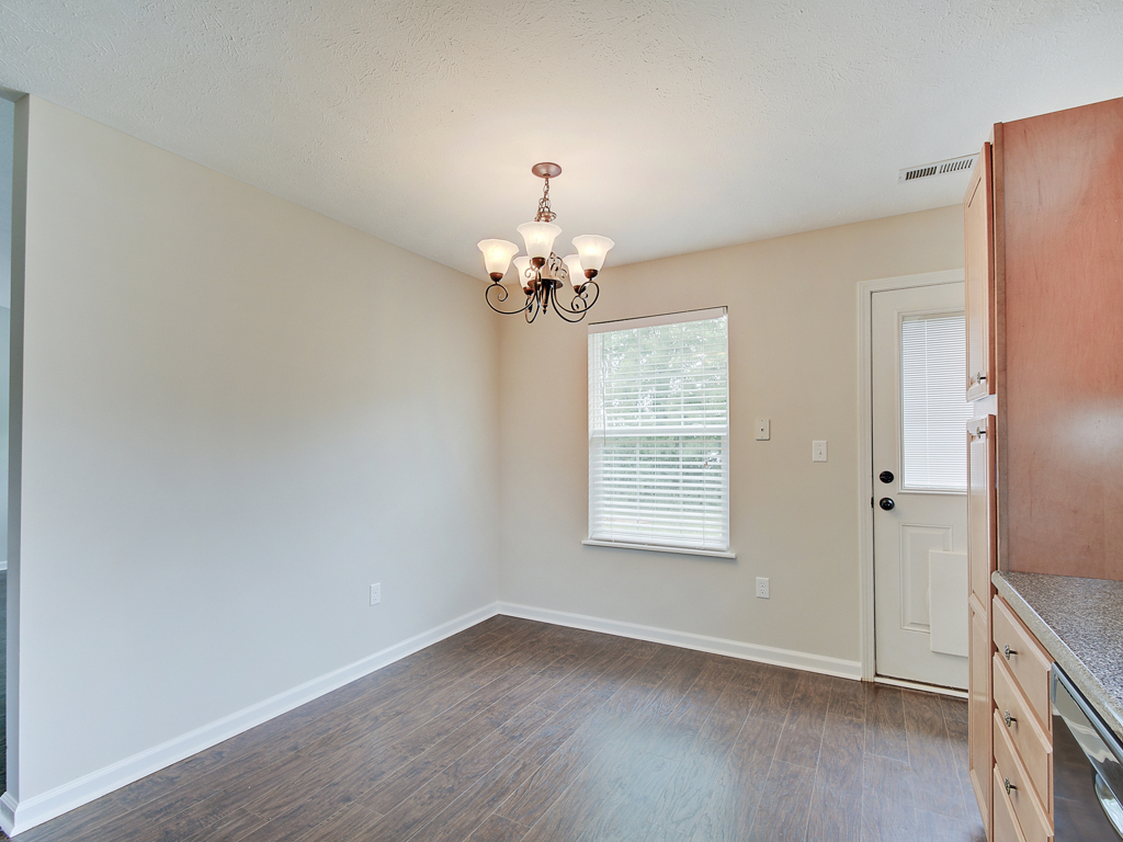 17905 Sanibel Circle