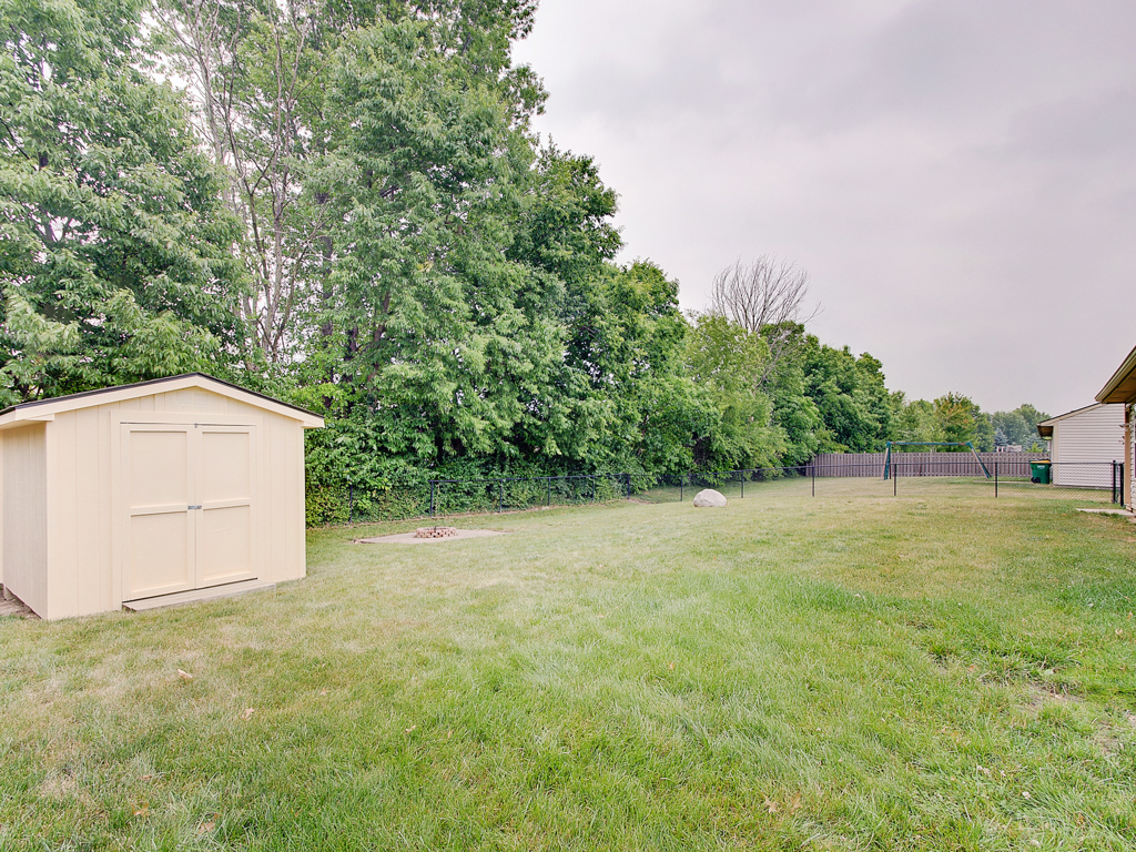 17905 Sanibel Circle