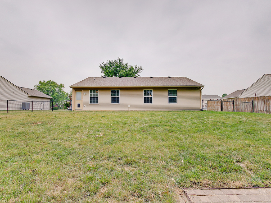 17905 Sanibel Circle