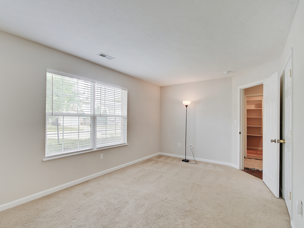 17905 Sanibel Circle