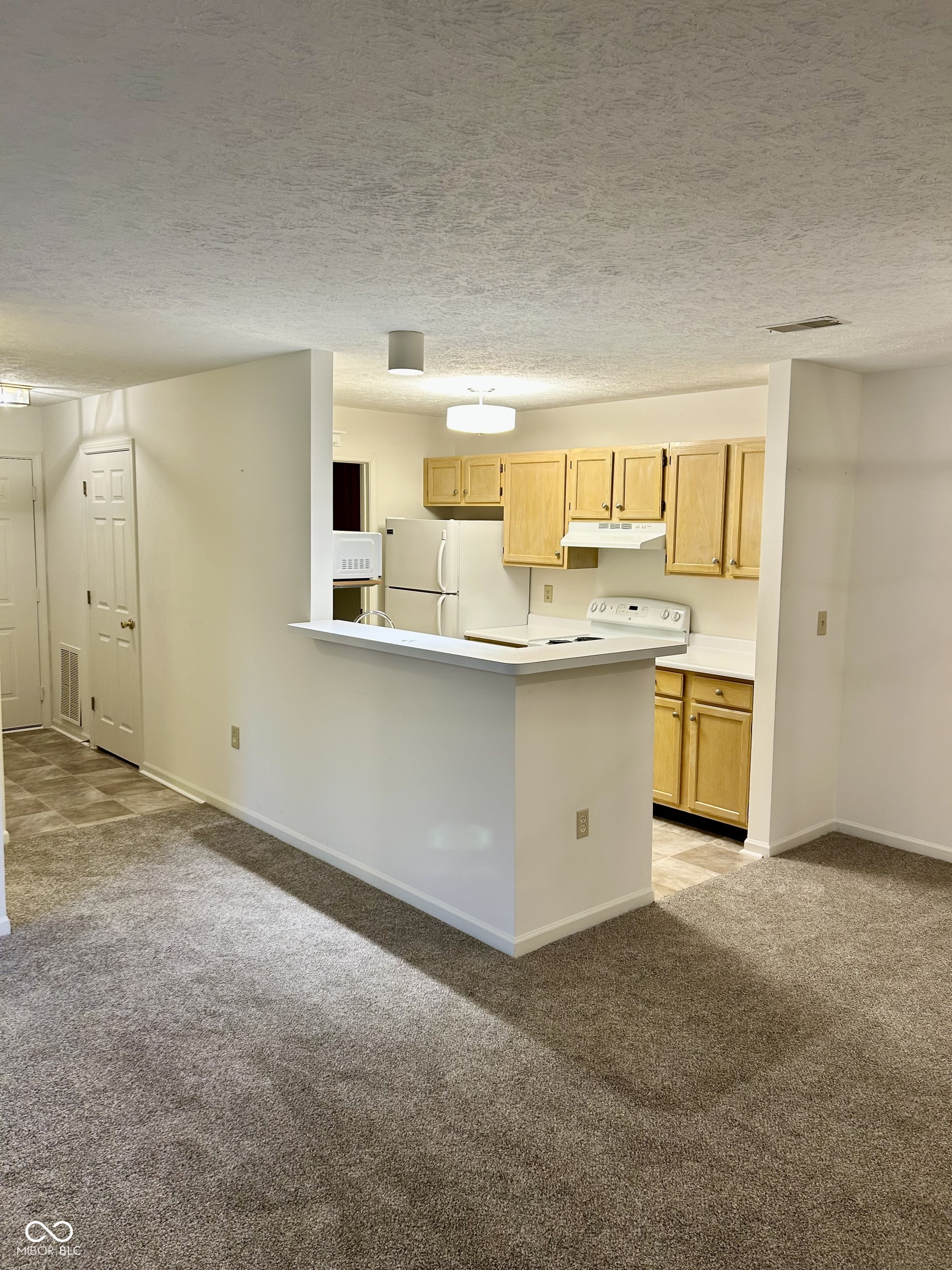 8120 Glenwillow Lane Unit: 103