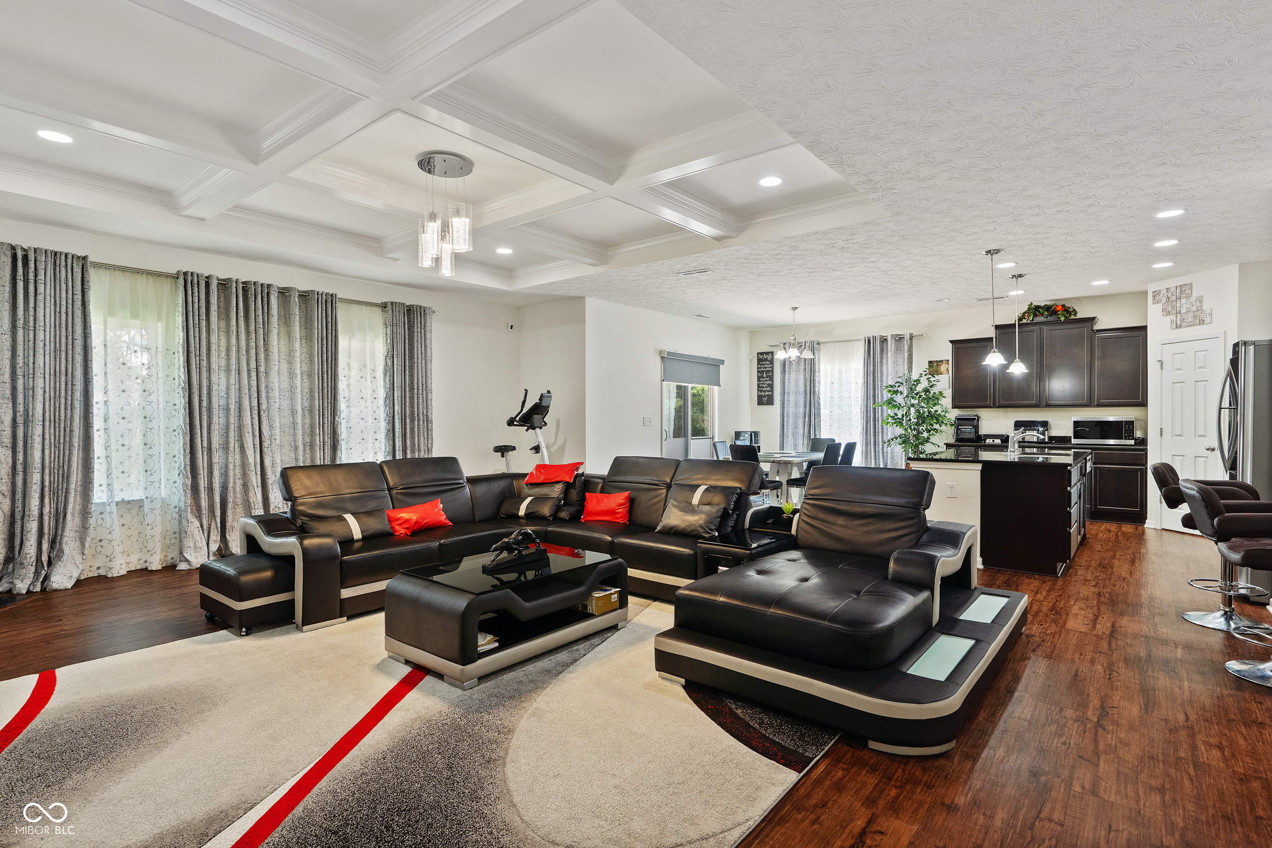 10890 Poppy Hill Drive