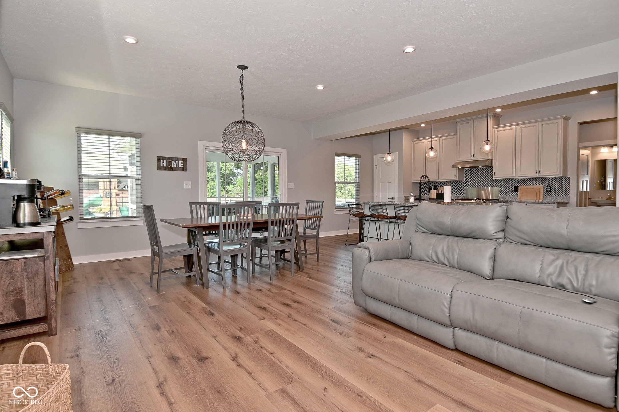 2734 Chalbury Drive