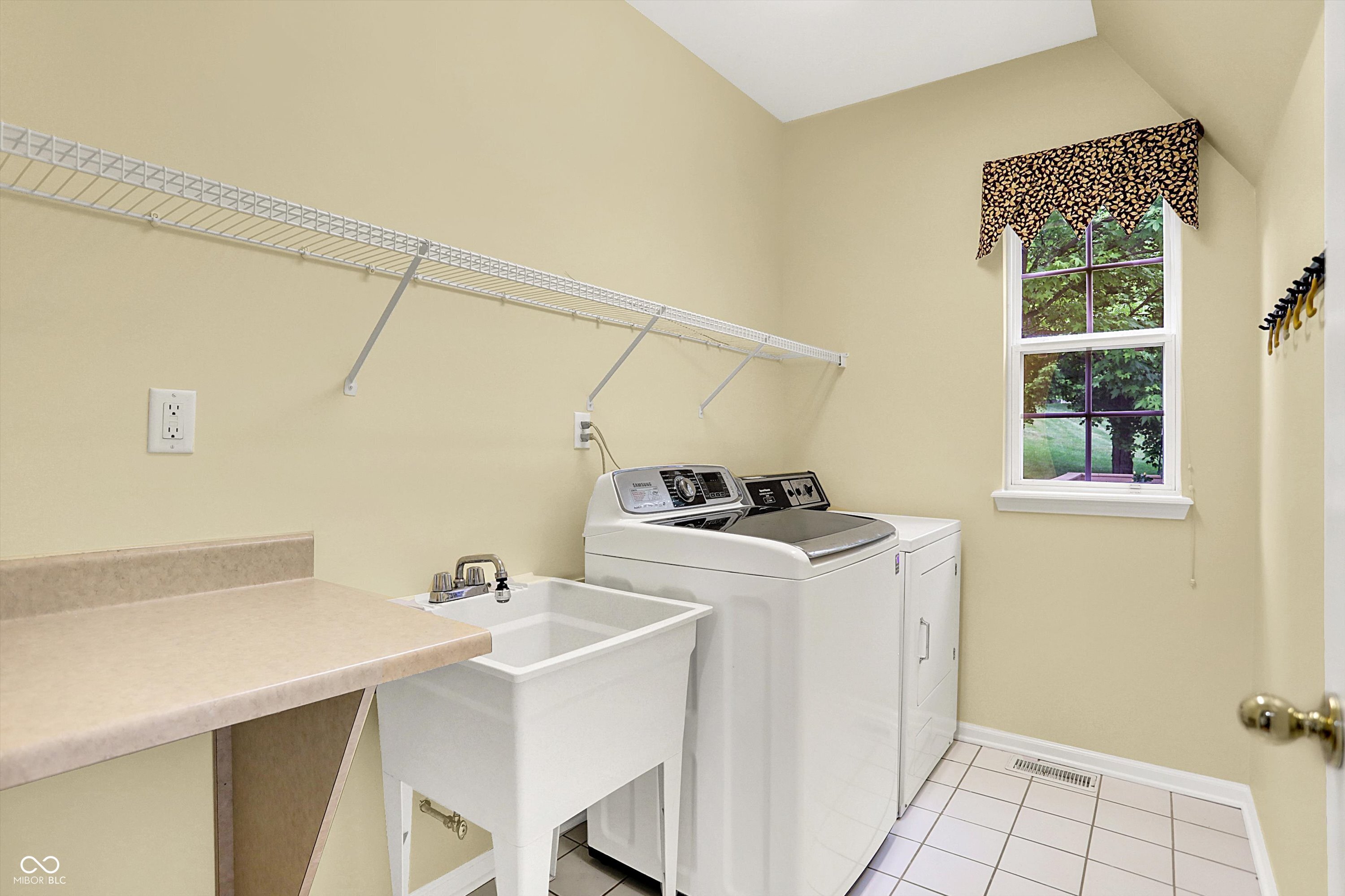 12484 Pasture View Court