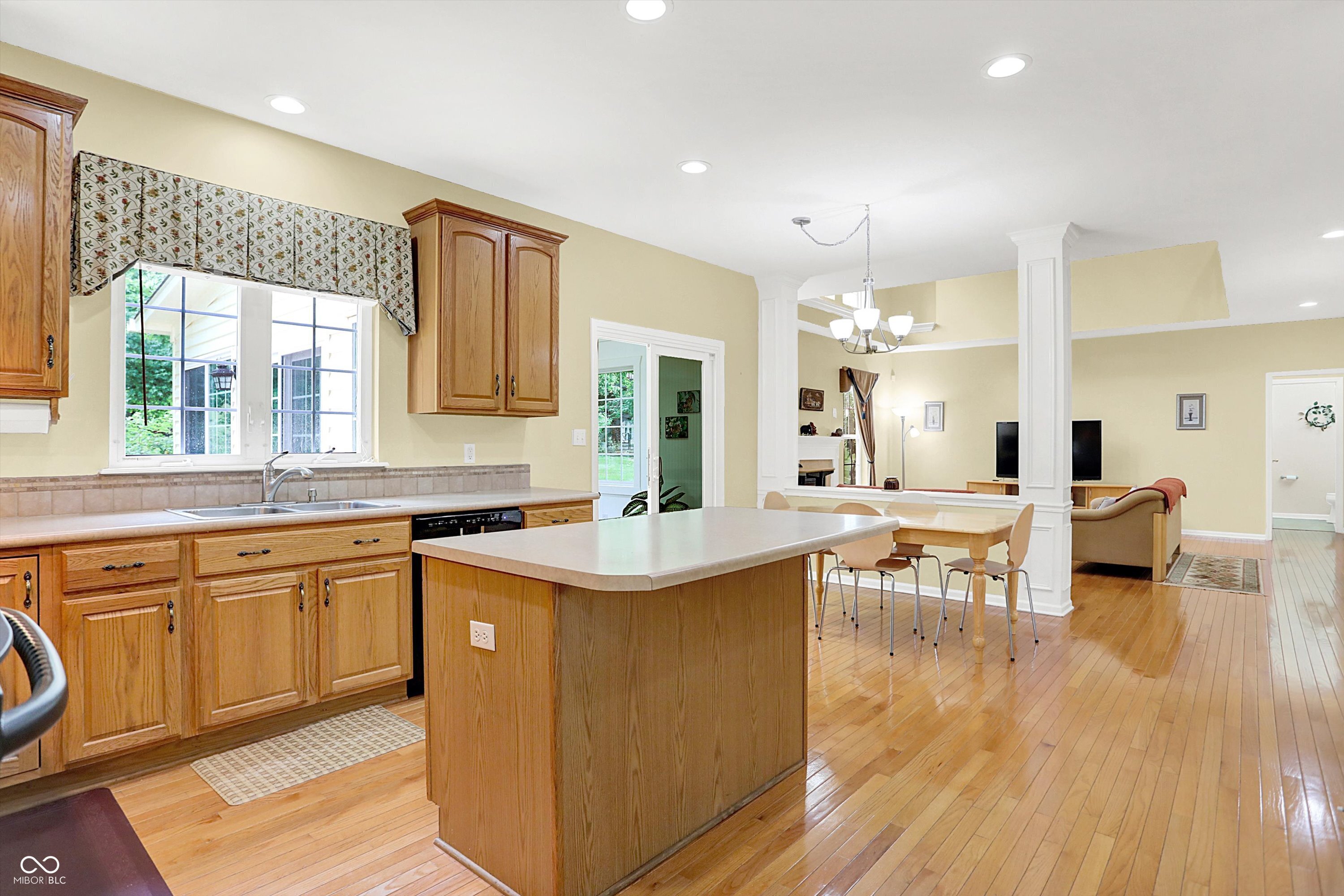 12484 Pasture View Court
