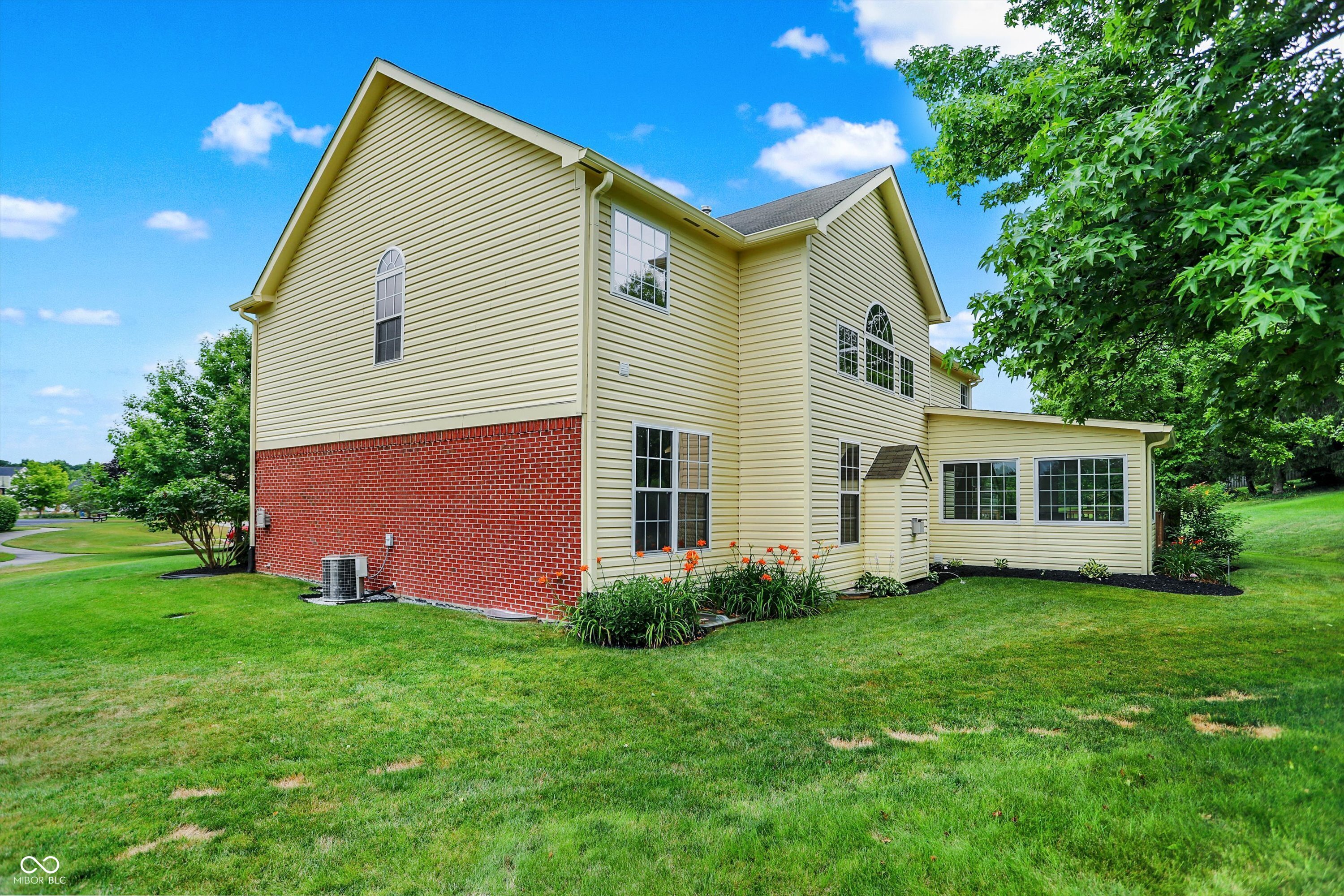 12484 Pasture View Court