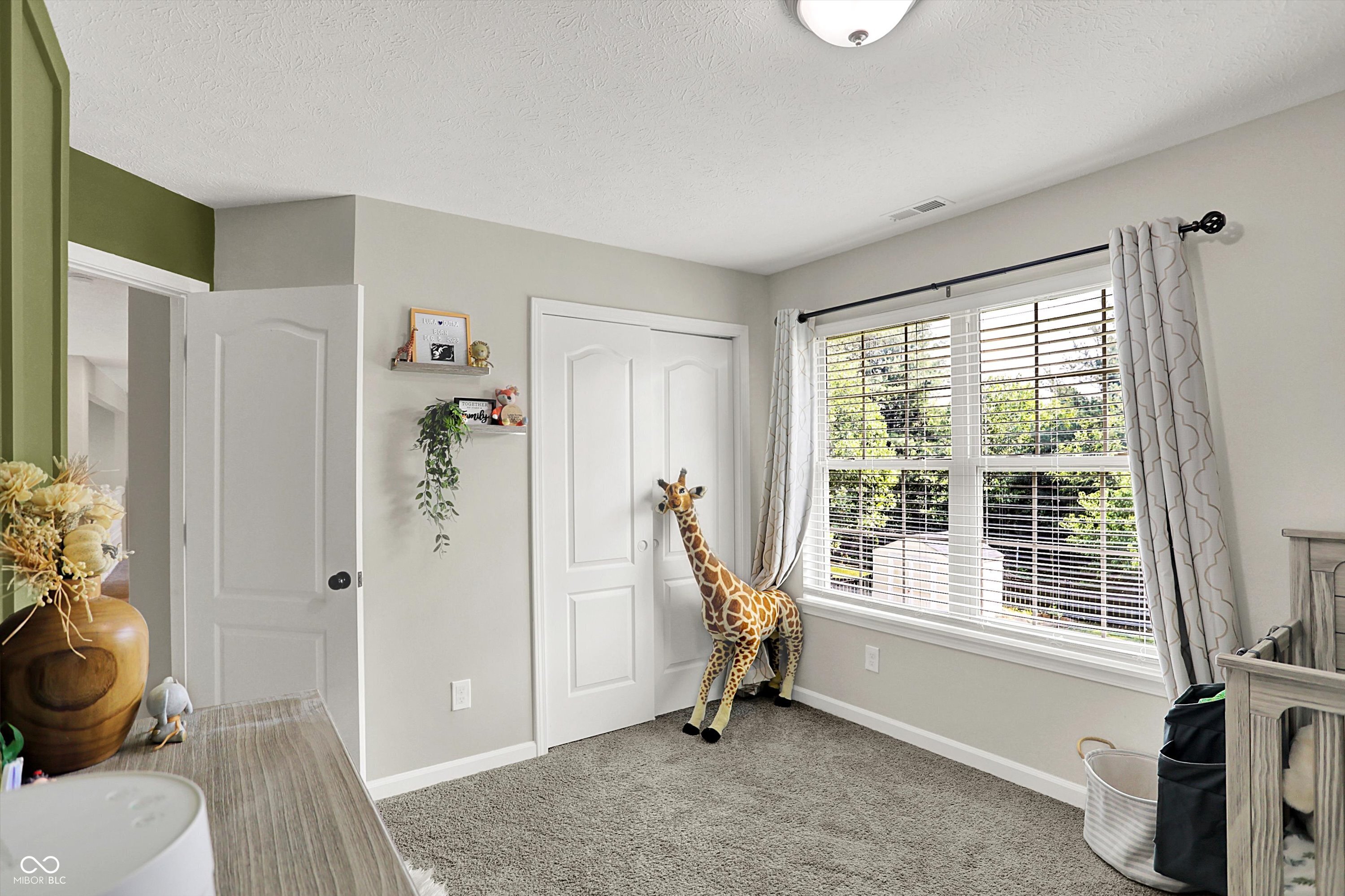 7589 Fox Tail Circle