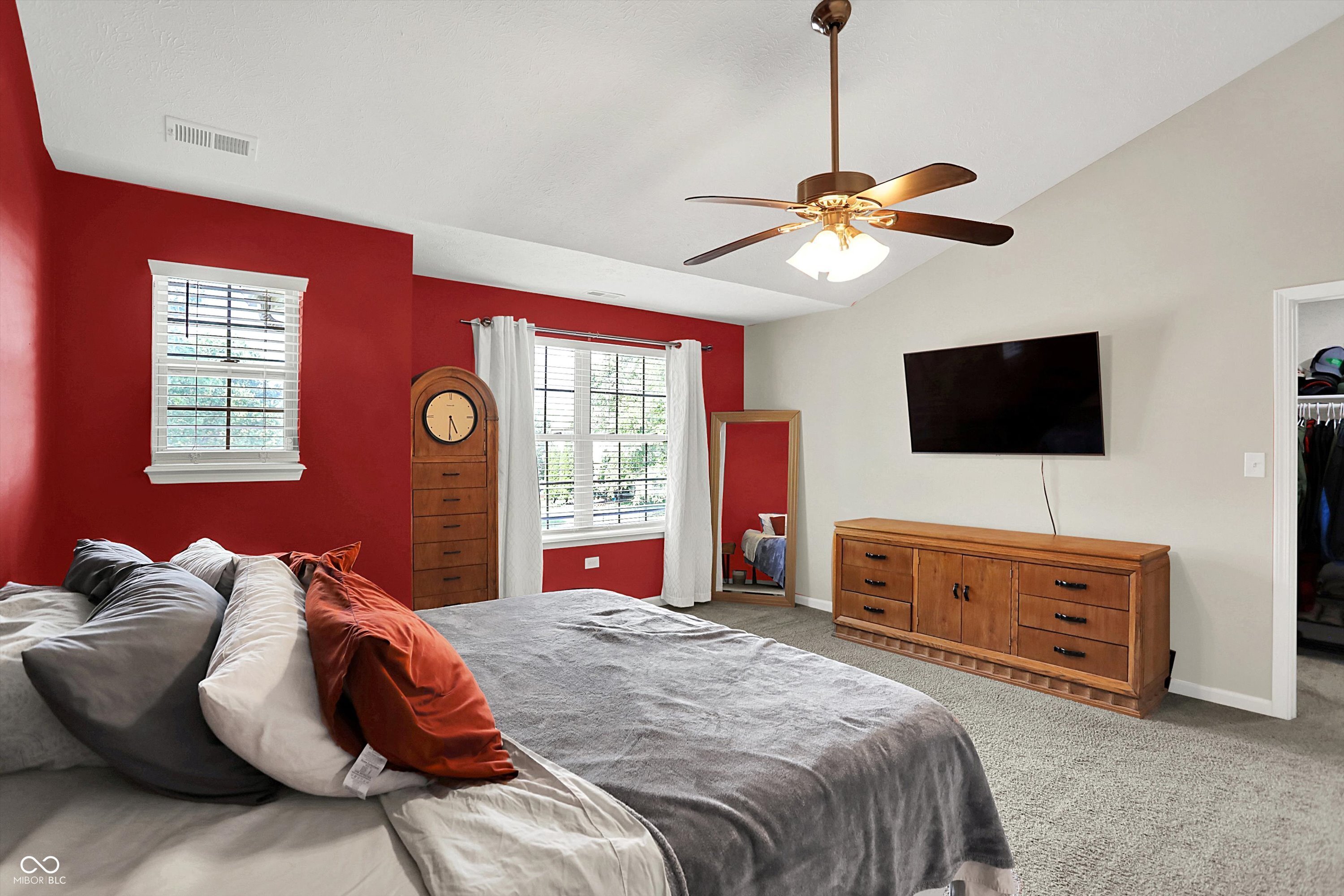 7589 Fox Tail Circle