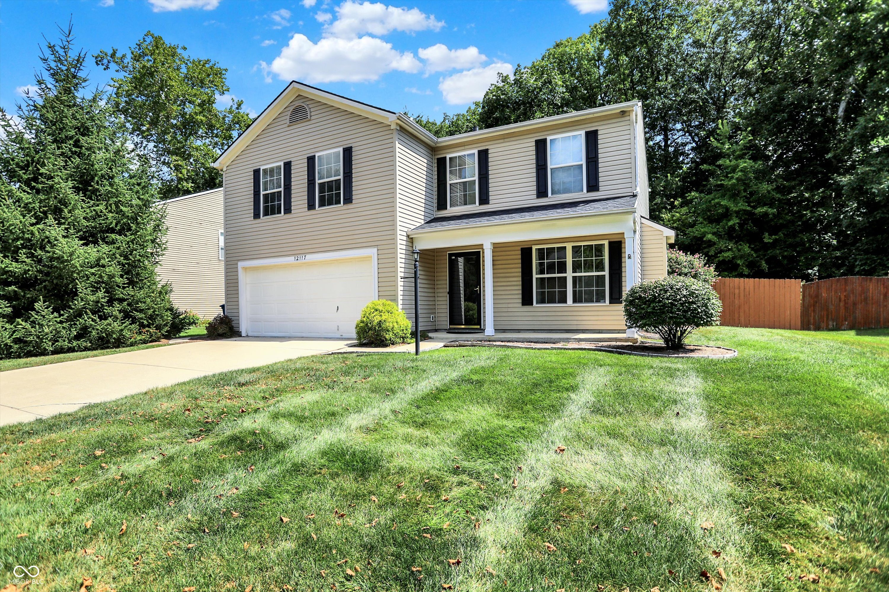 12117 Royalwood Court