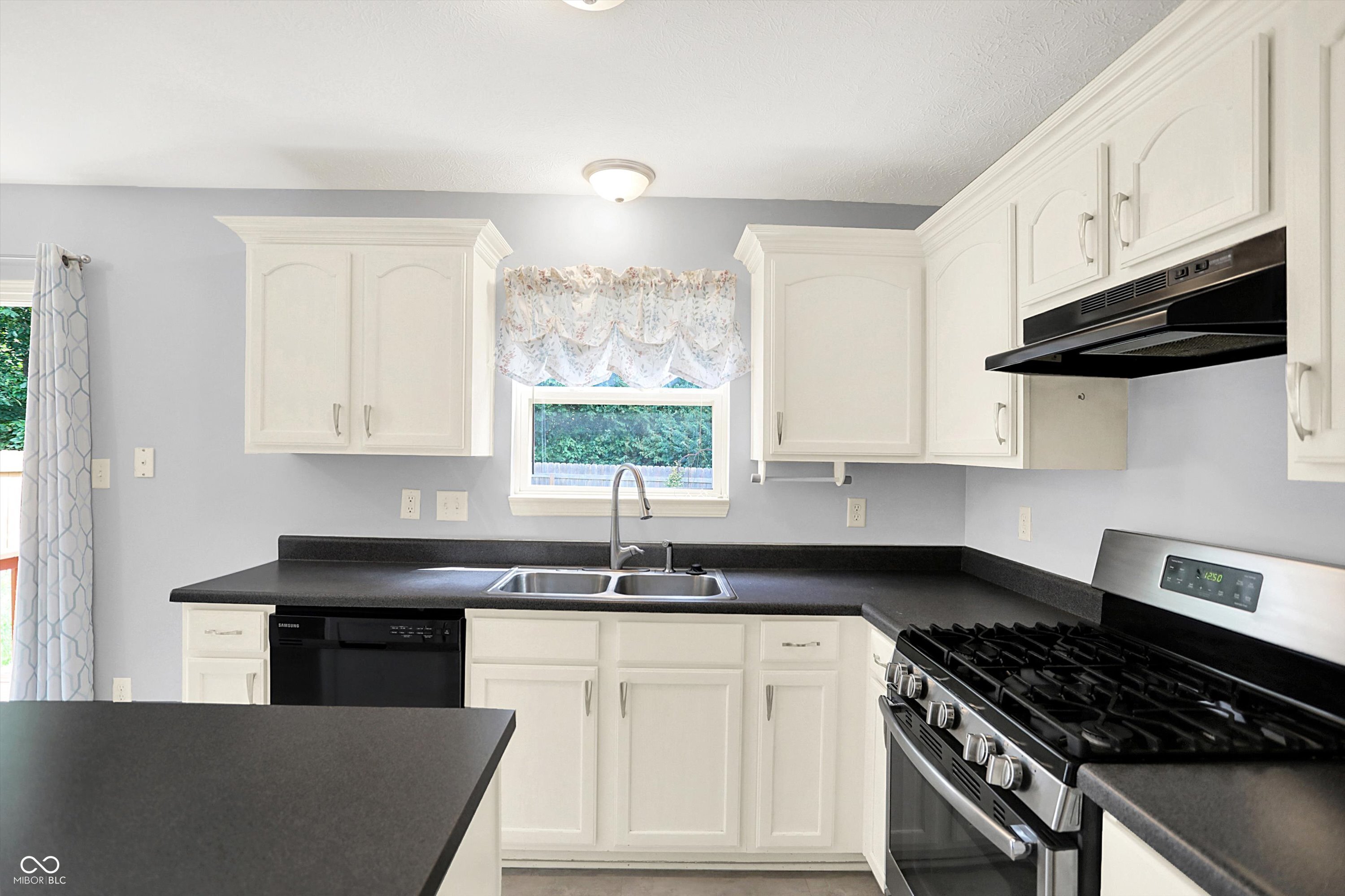 12117 Royalwood Court