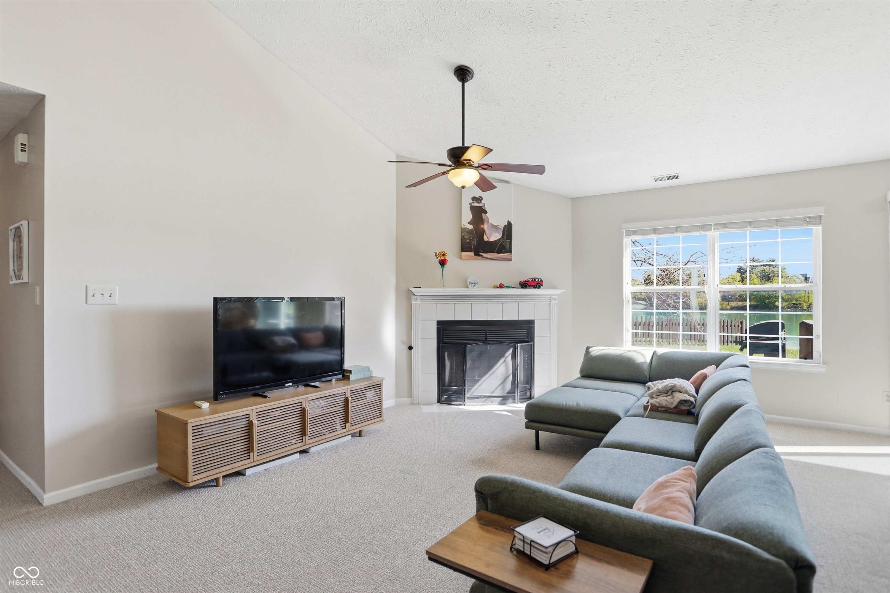 9899 Traditions Lane