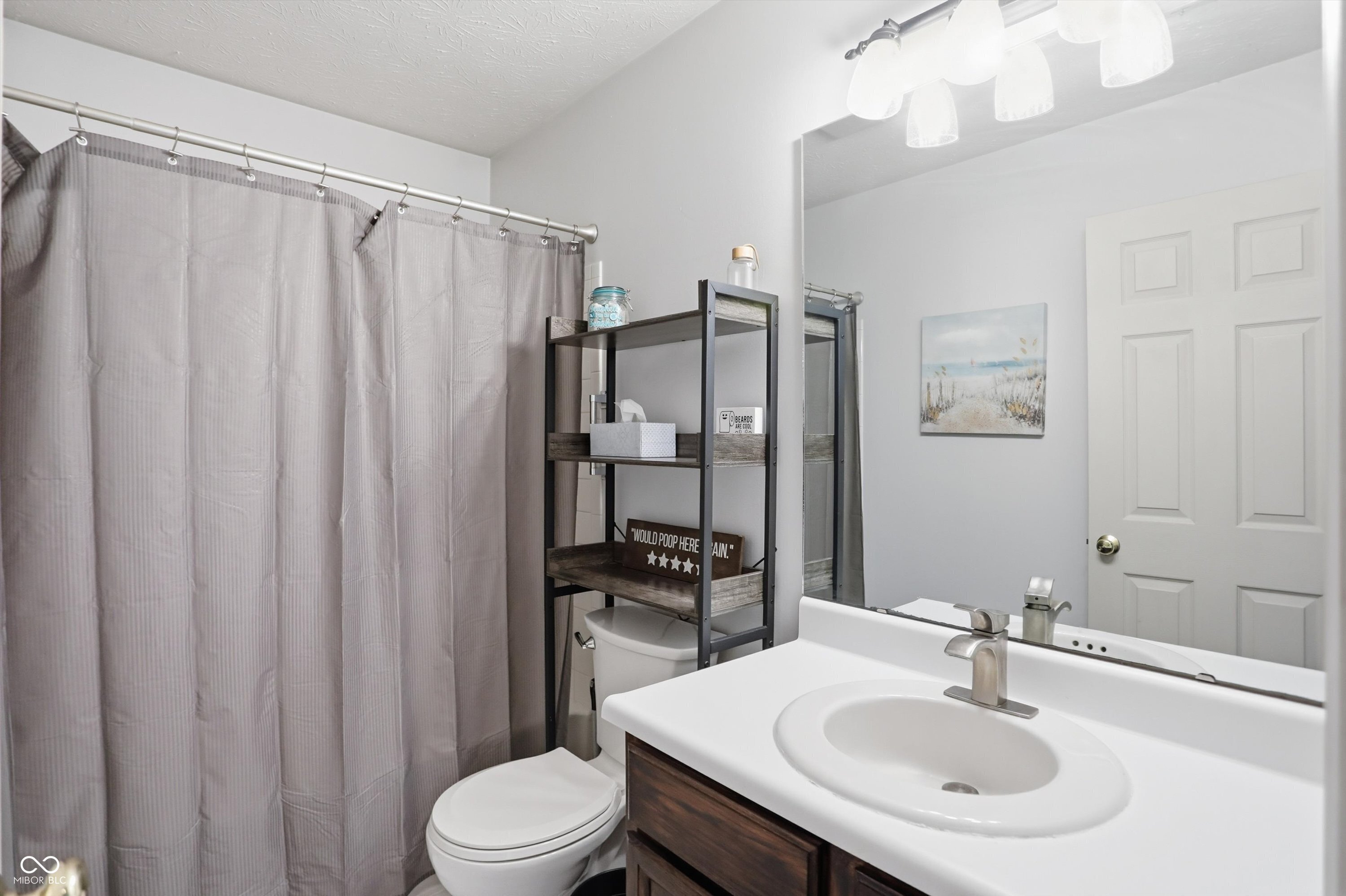 9899 Traditions Lane