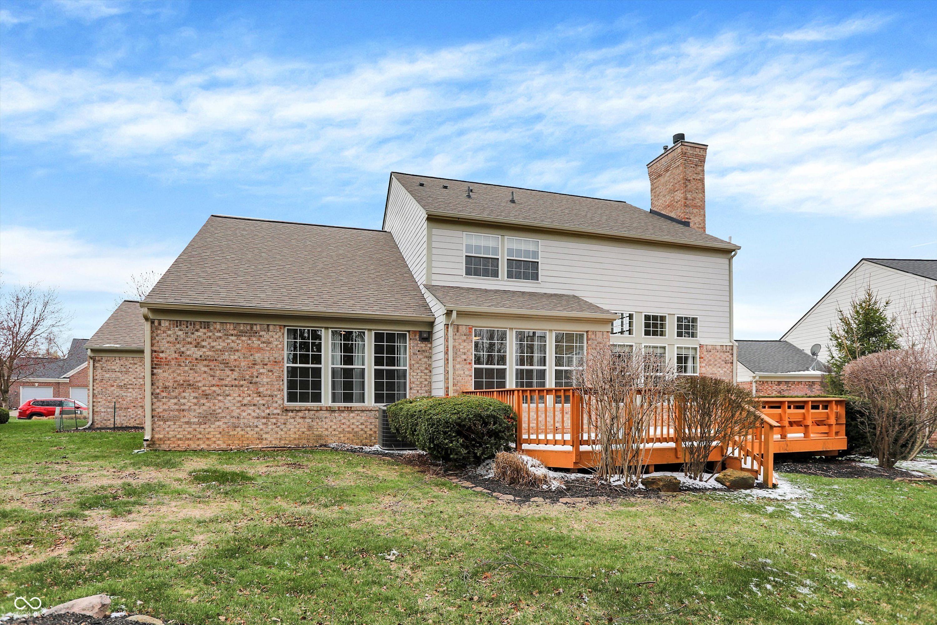 5622 Blackfoot Trail