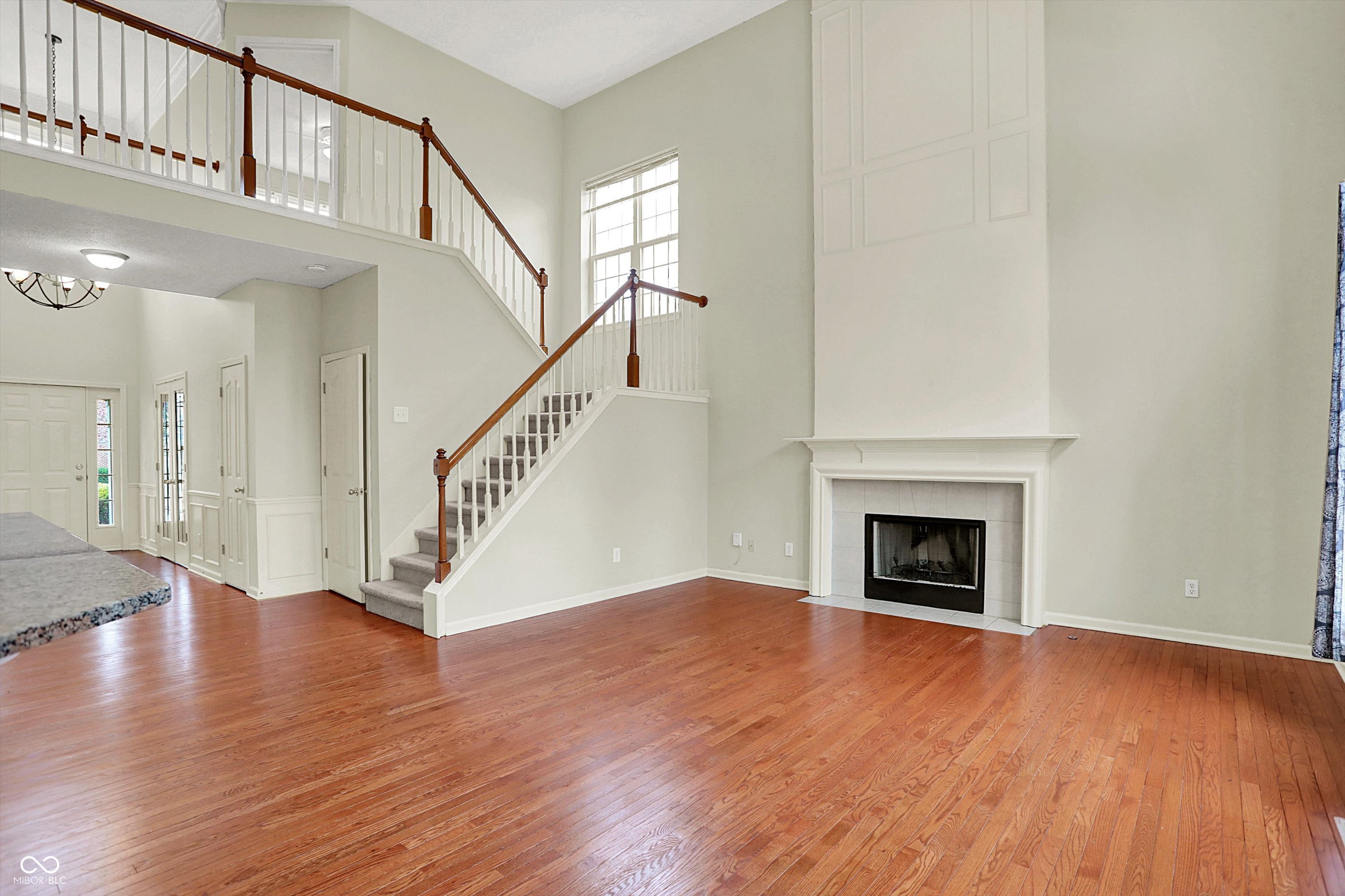 5622 Blackfoot Trail