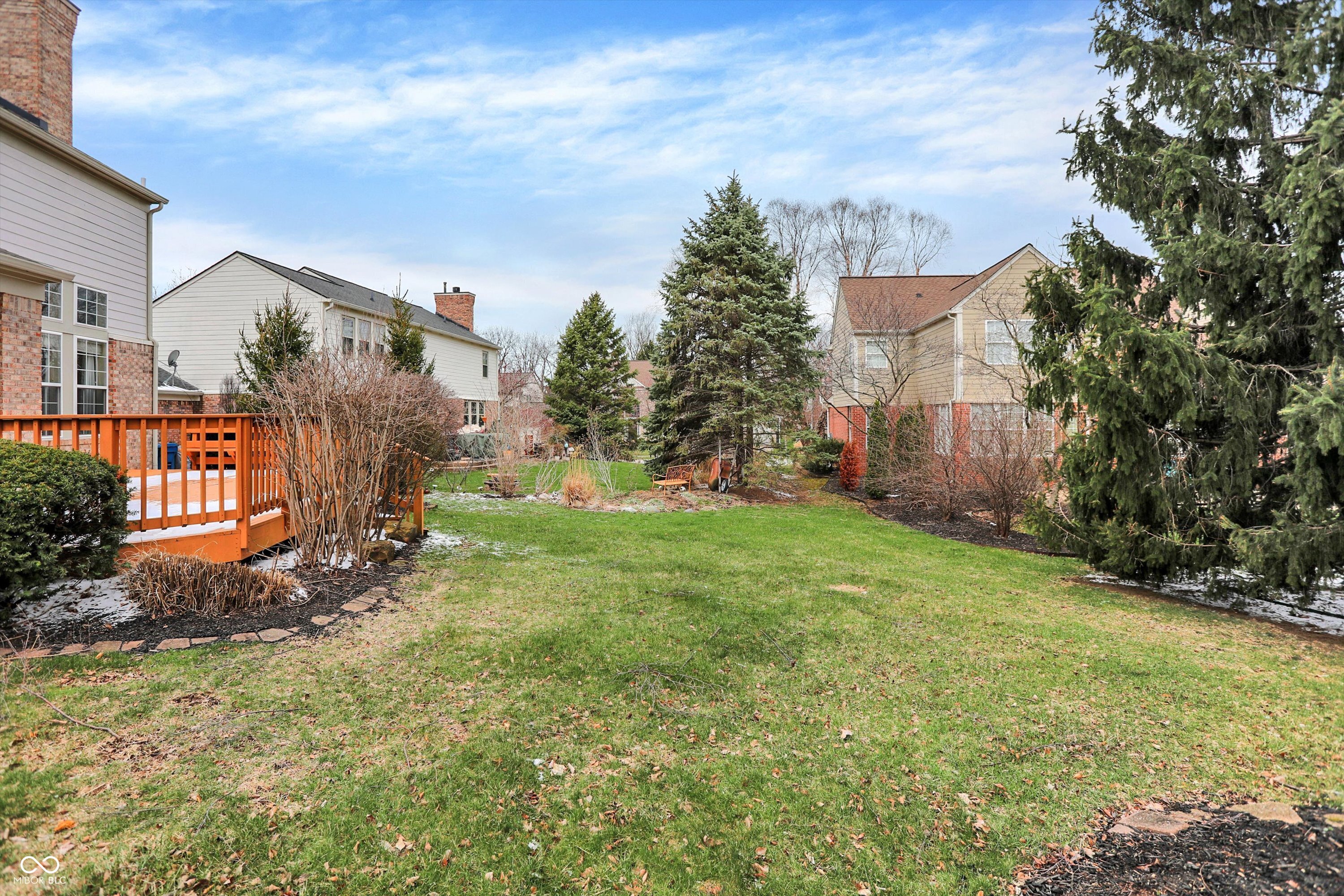 5622 Blackfoot Trail