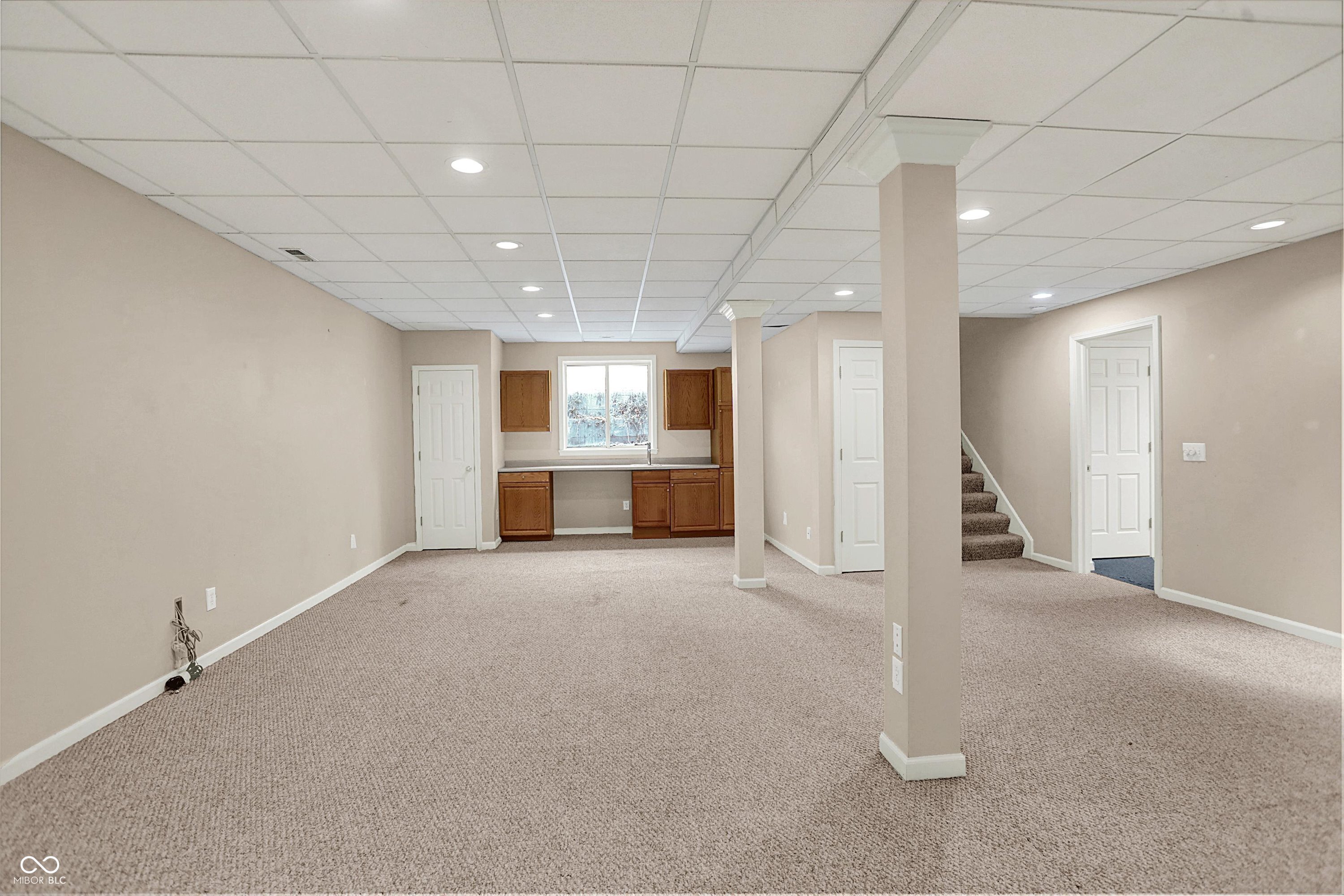 5622 Blackfoot Trail