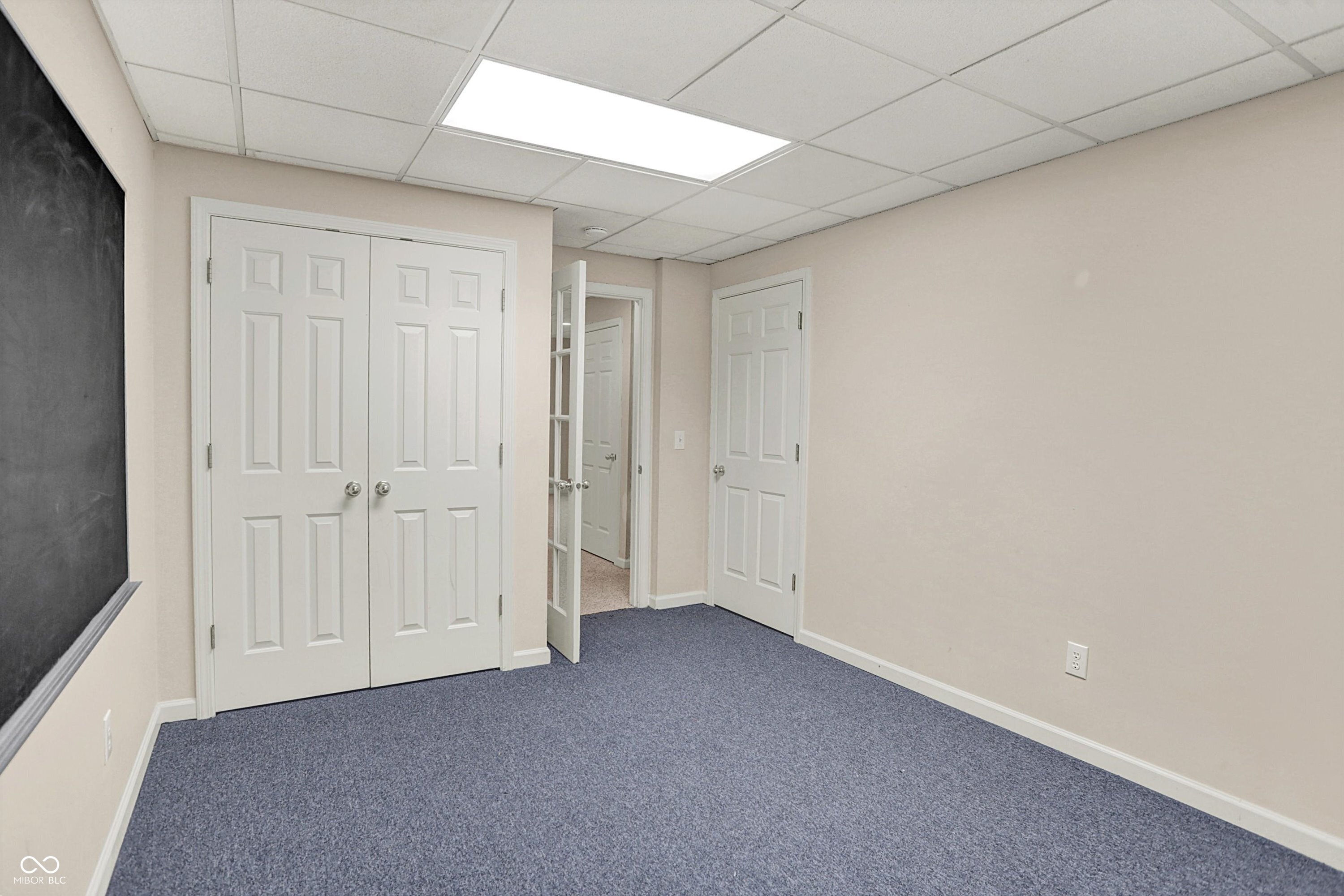 5622 Blackfoot Trail