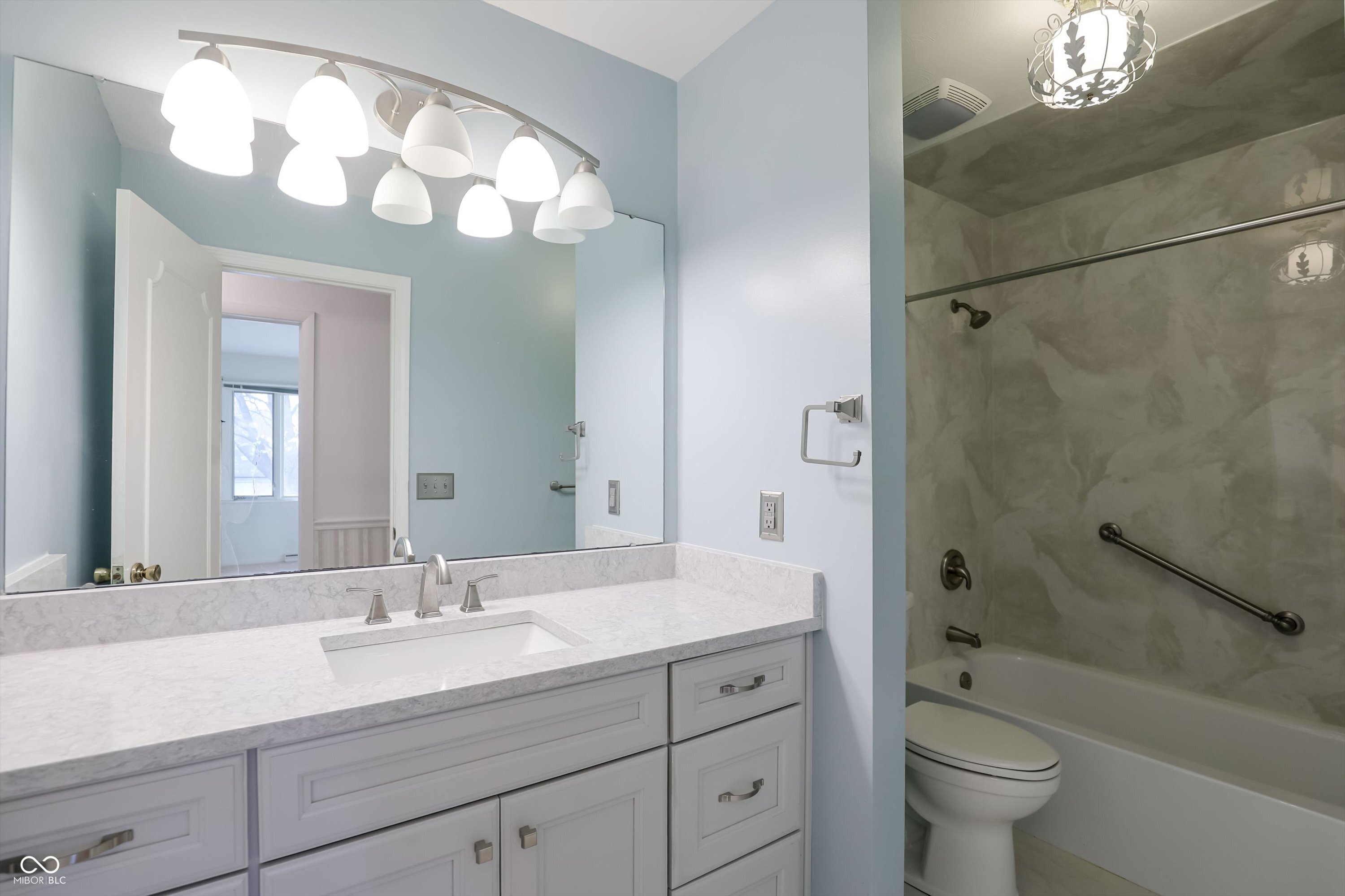 10712 Wildwood Drive