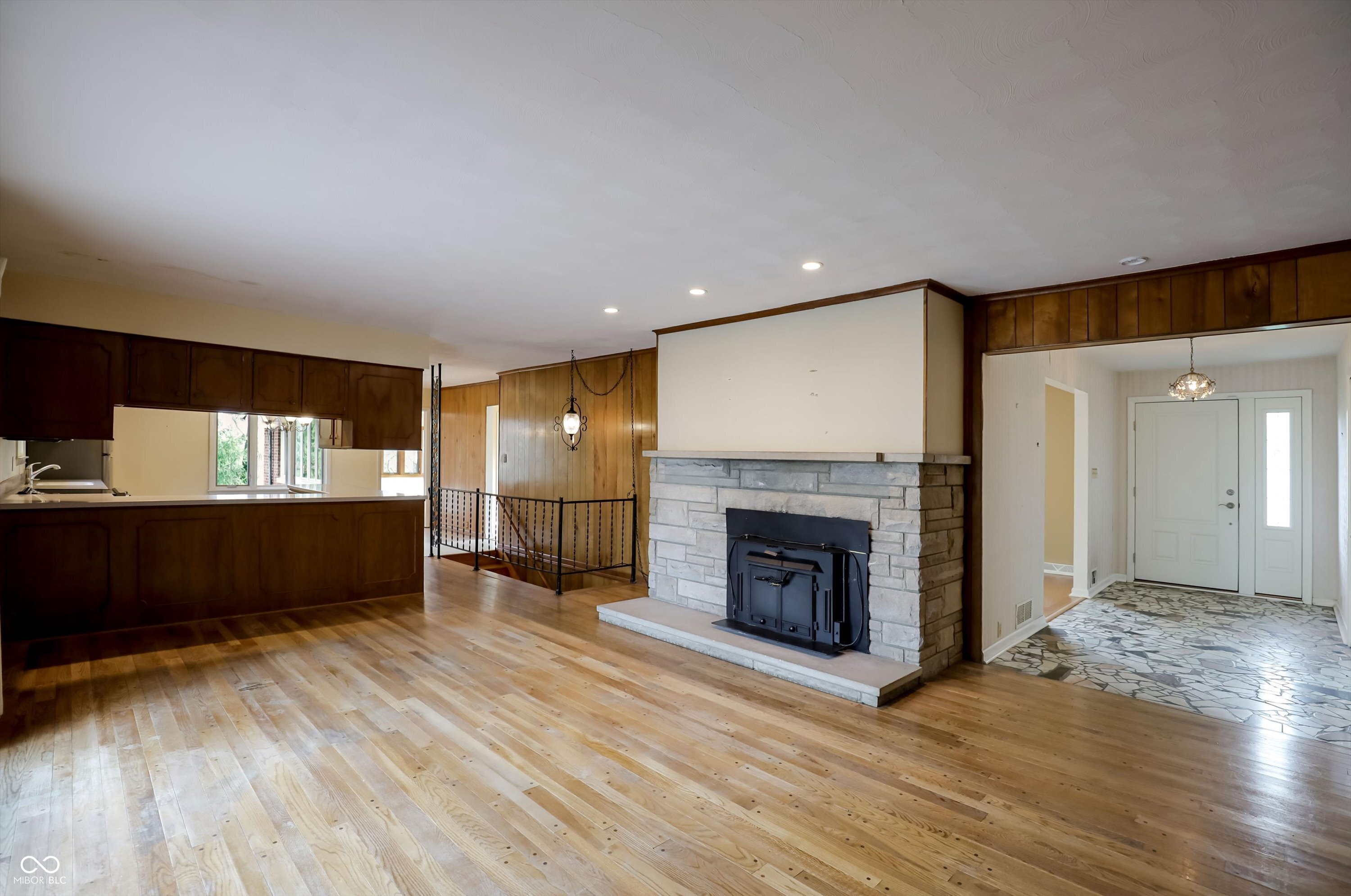 10712 Wildwood Drive