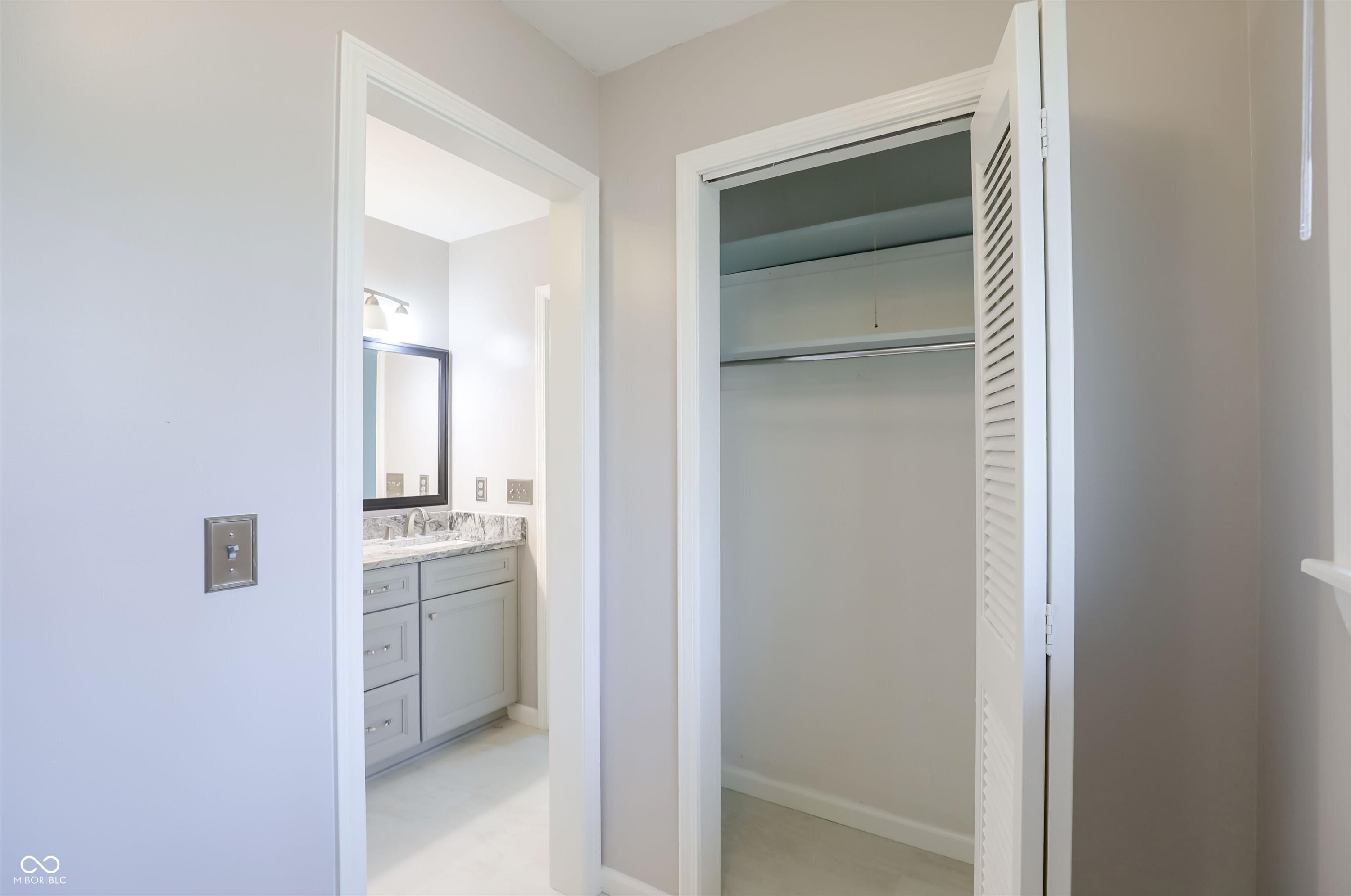 10712 Wildwood Drive