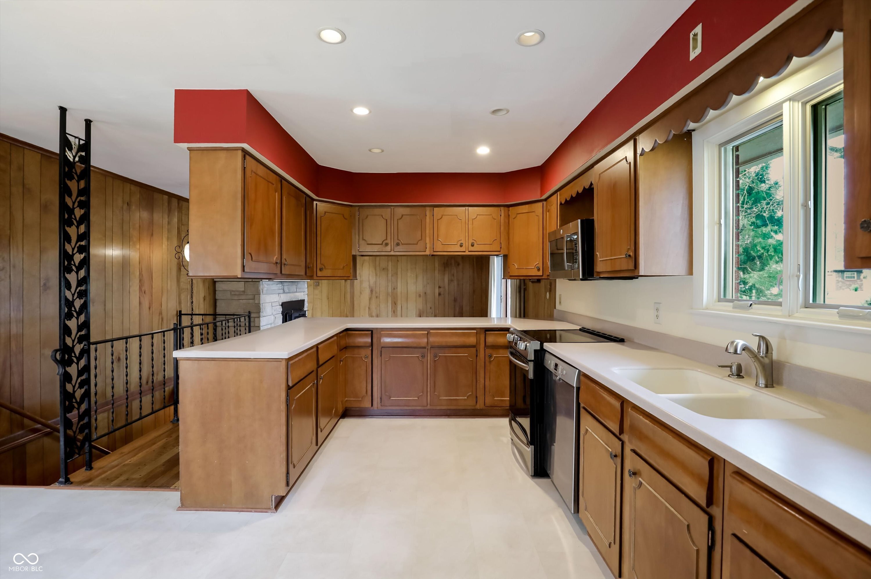 10712 Wildwood Drive