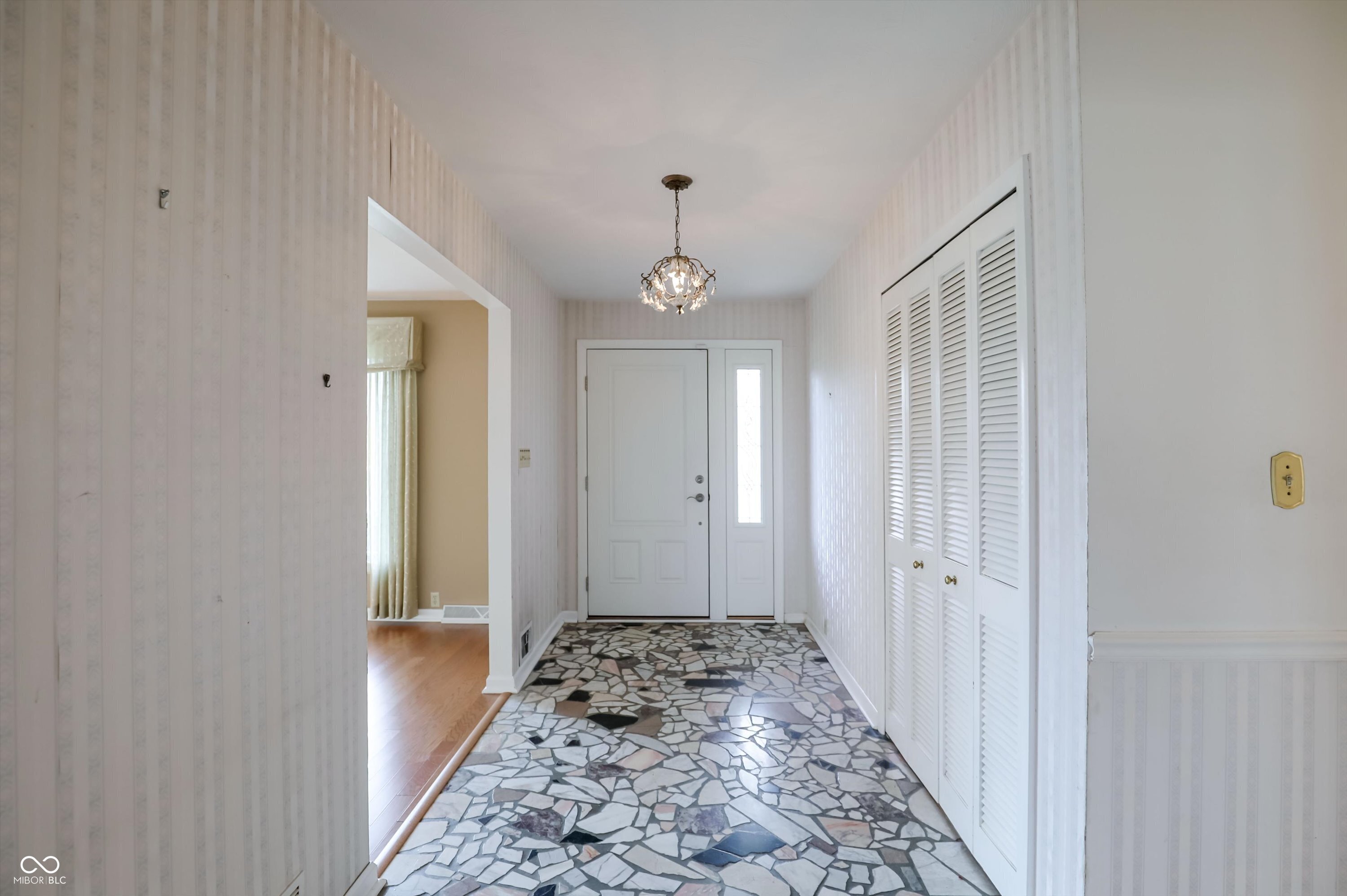 10712 Wildwood Drive