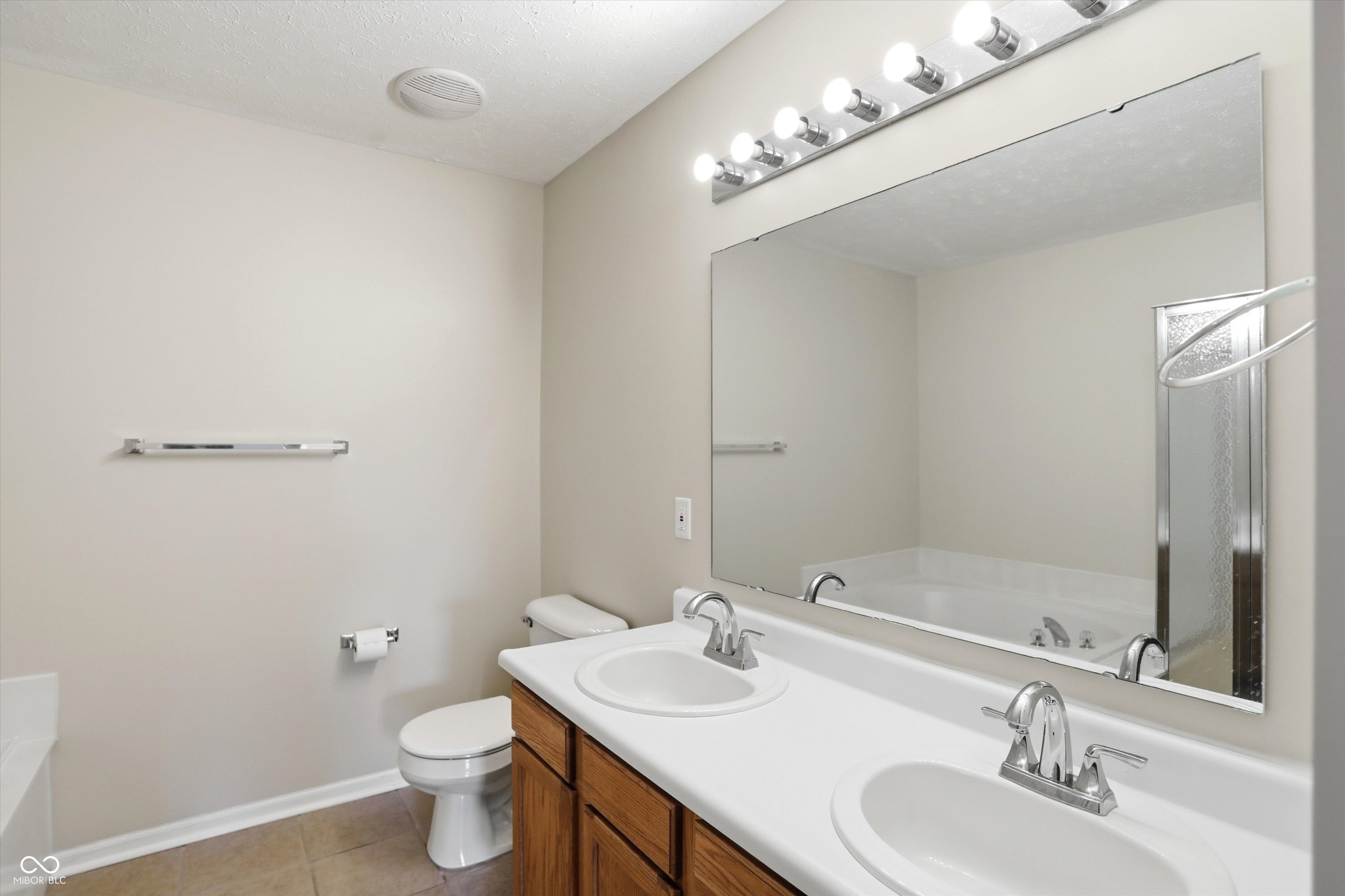 10802 Pleasant View Lane