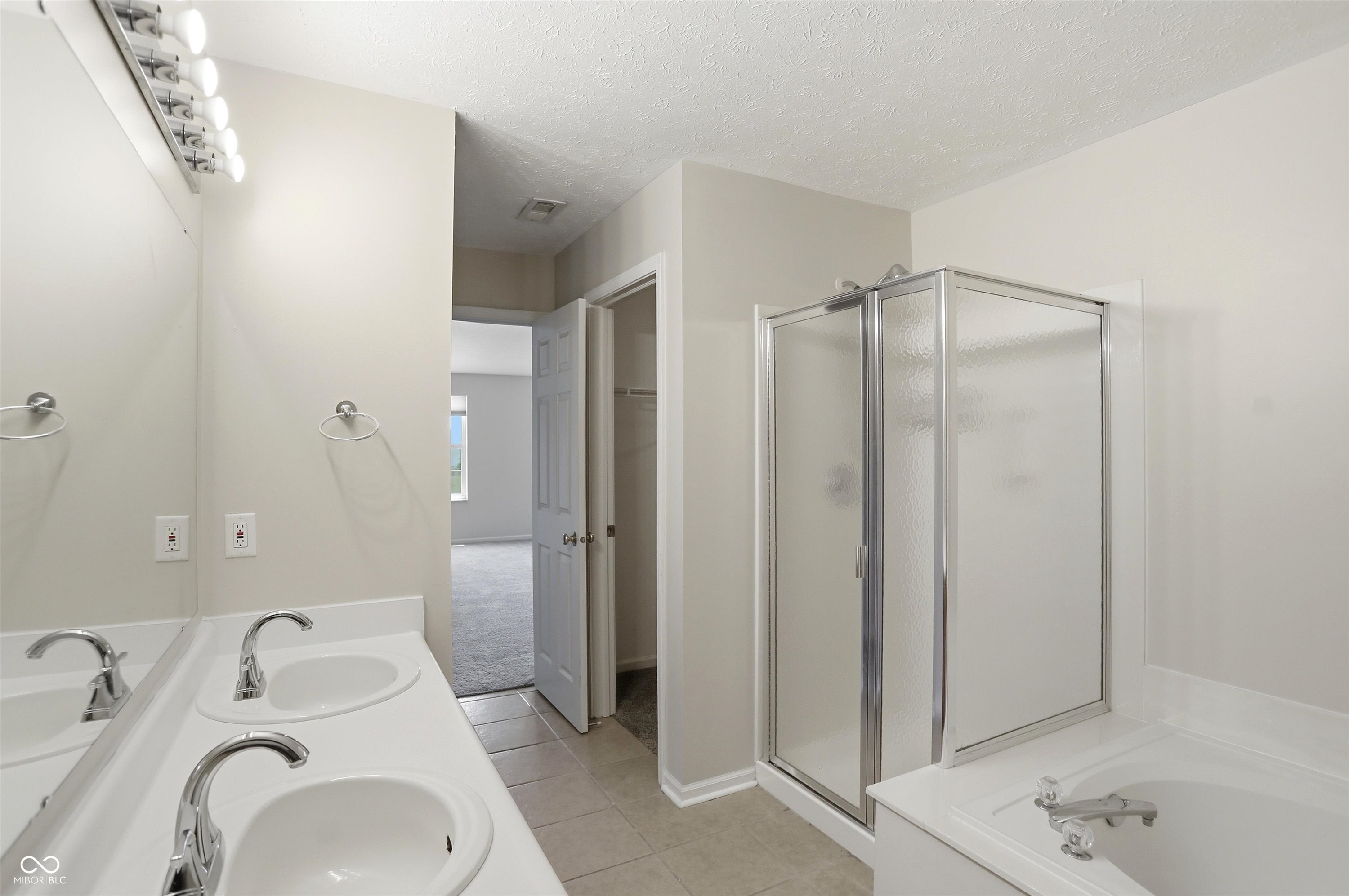 10802 Pleasant View Lane