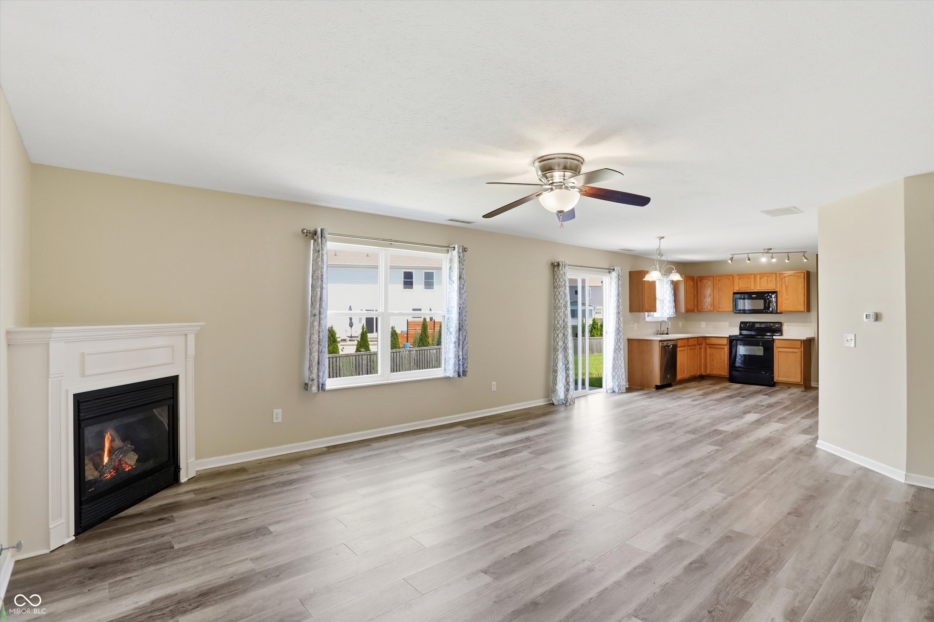 10802 Pleasant View Lane