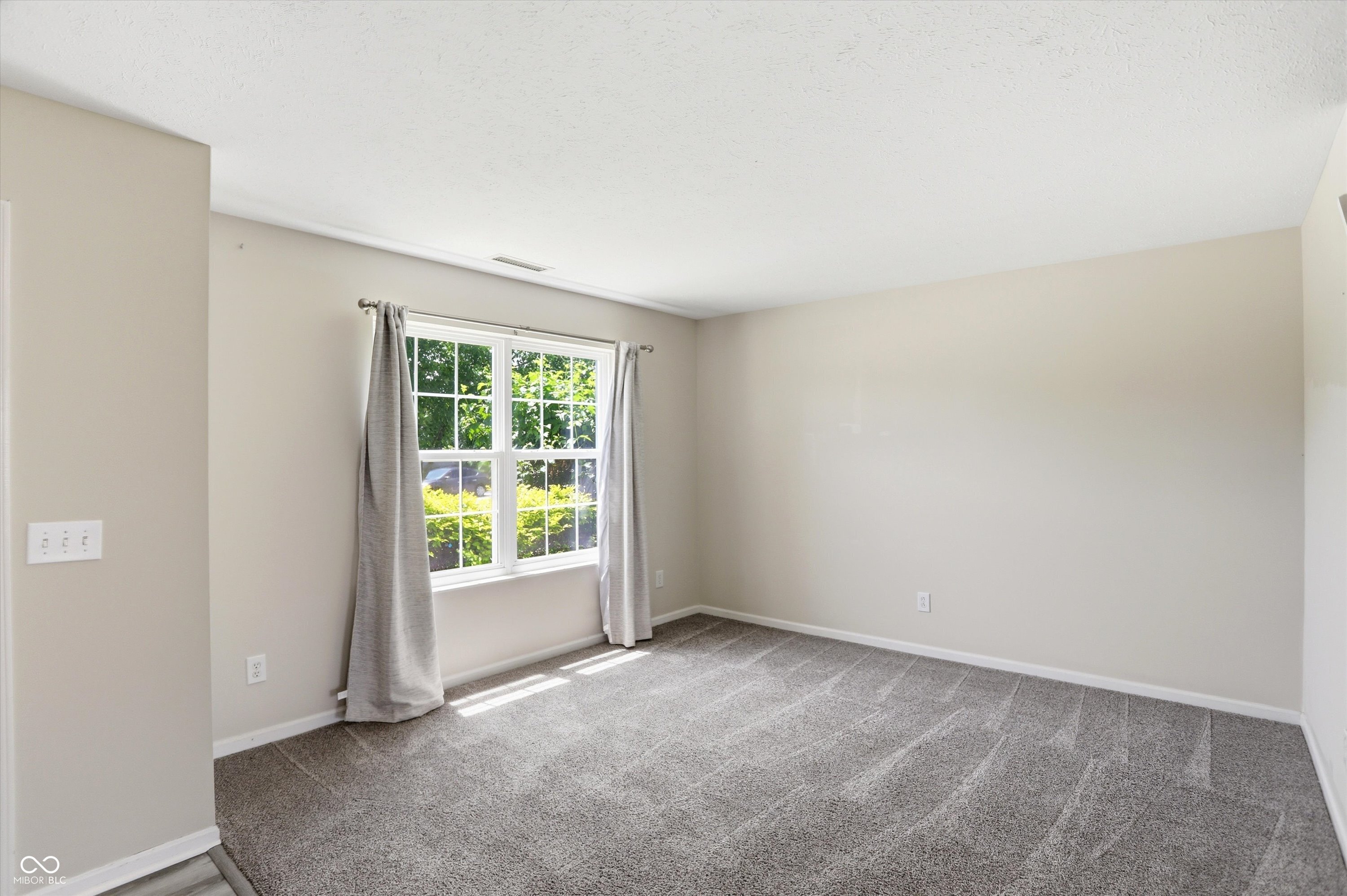 10802 Pleasant View Lane