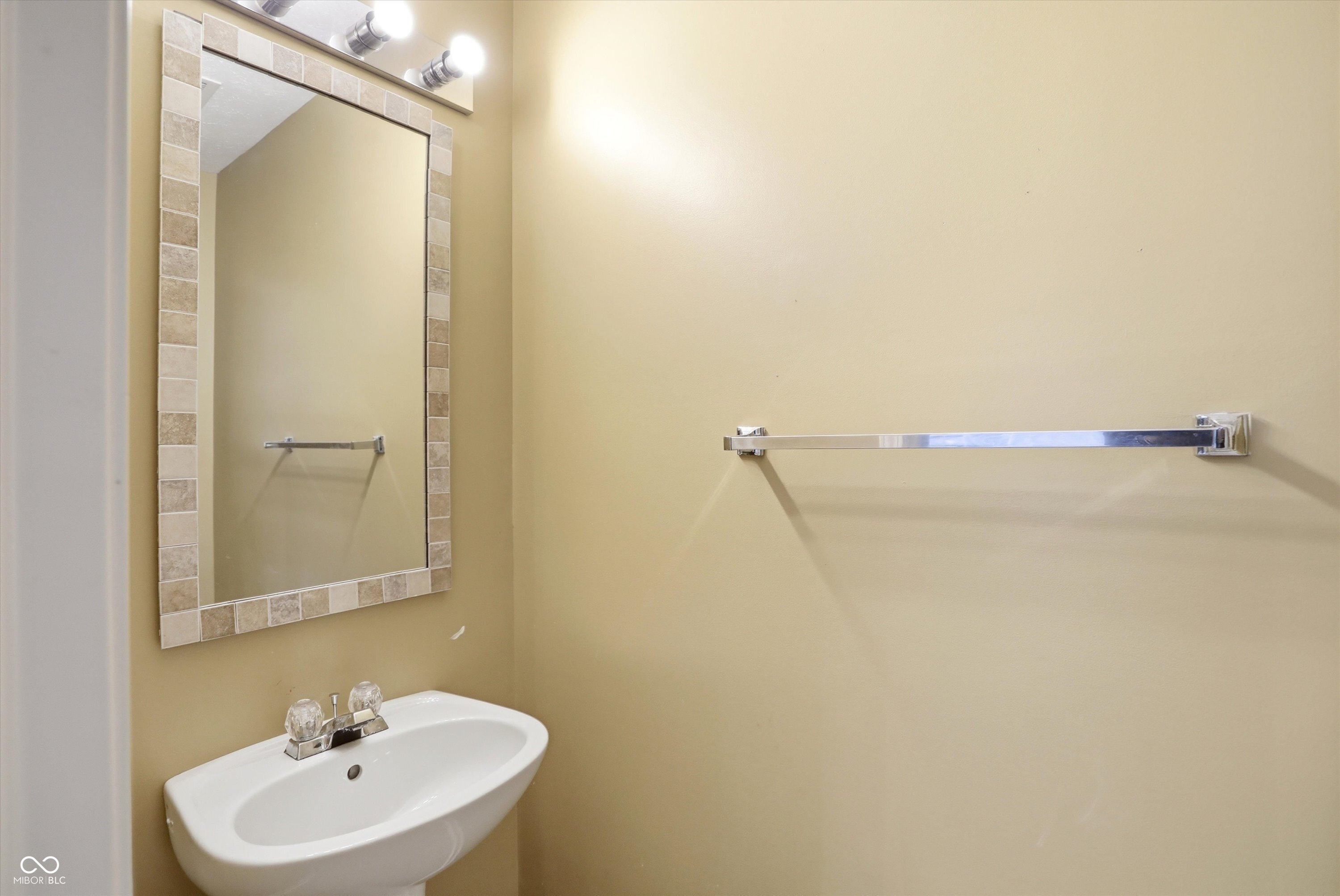 10802 Pleasant View Lane