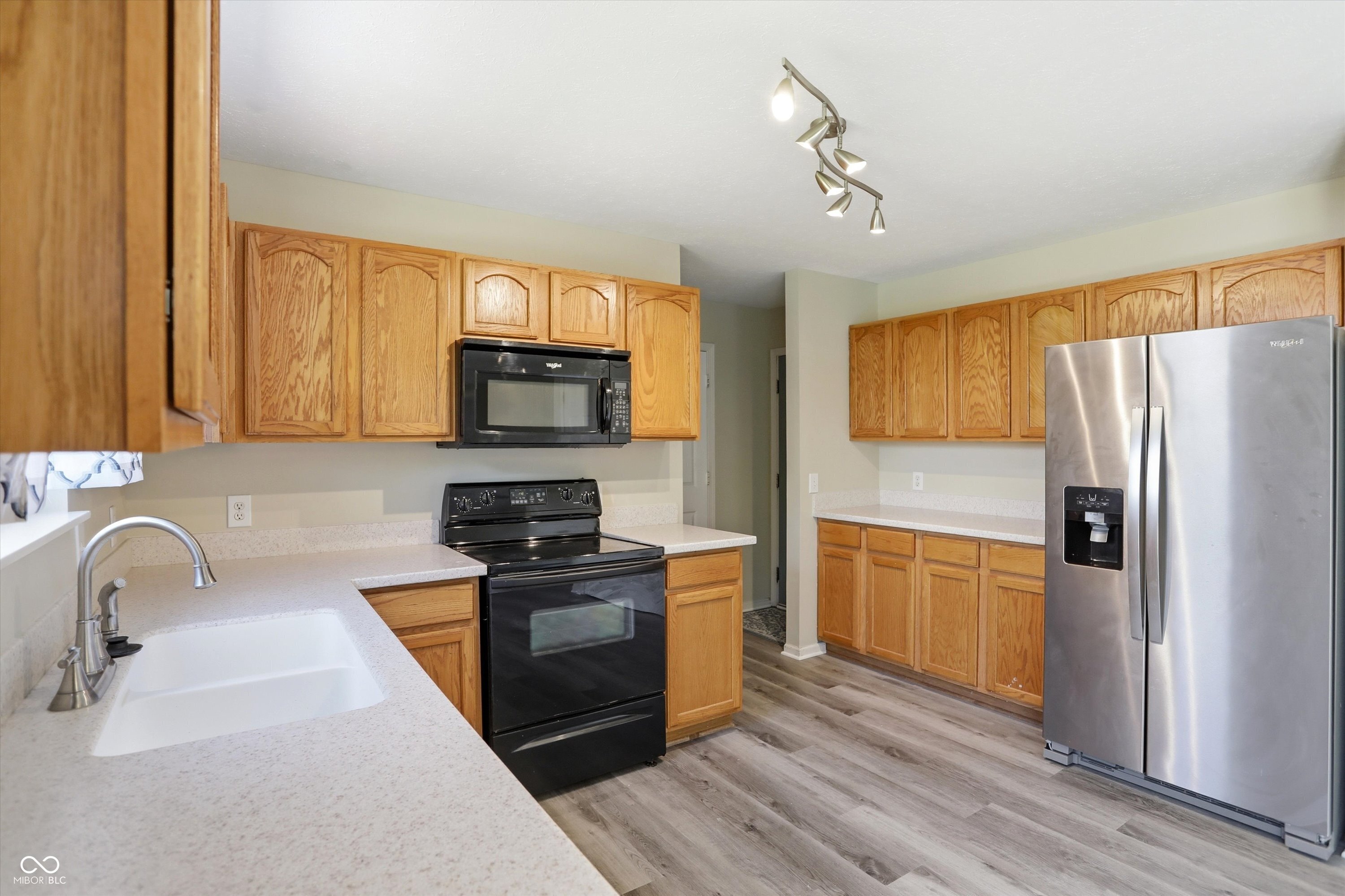 10802 Pleasant View Lane