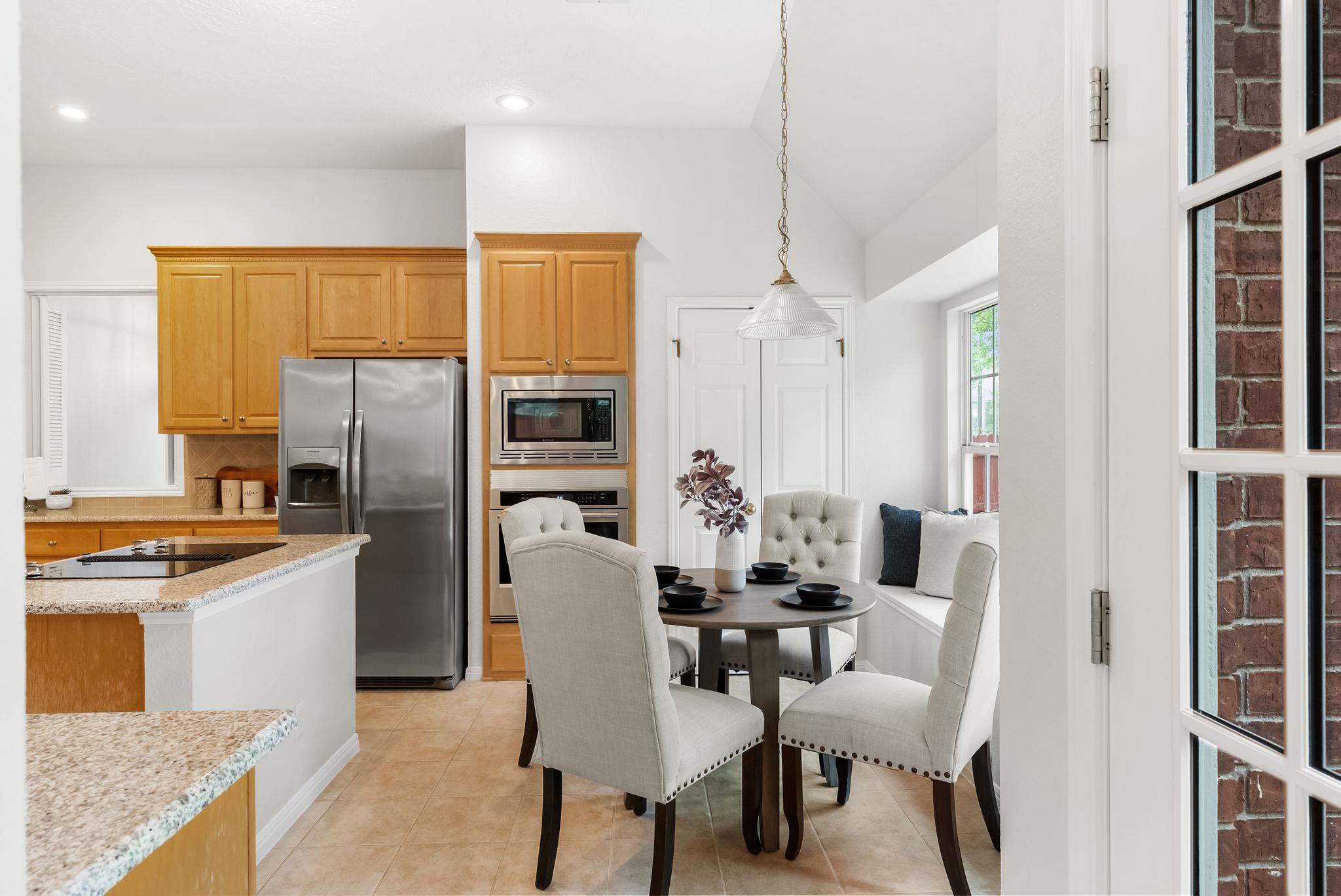 11560 Cedarcliffe DR