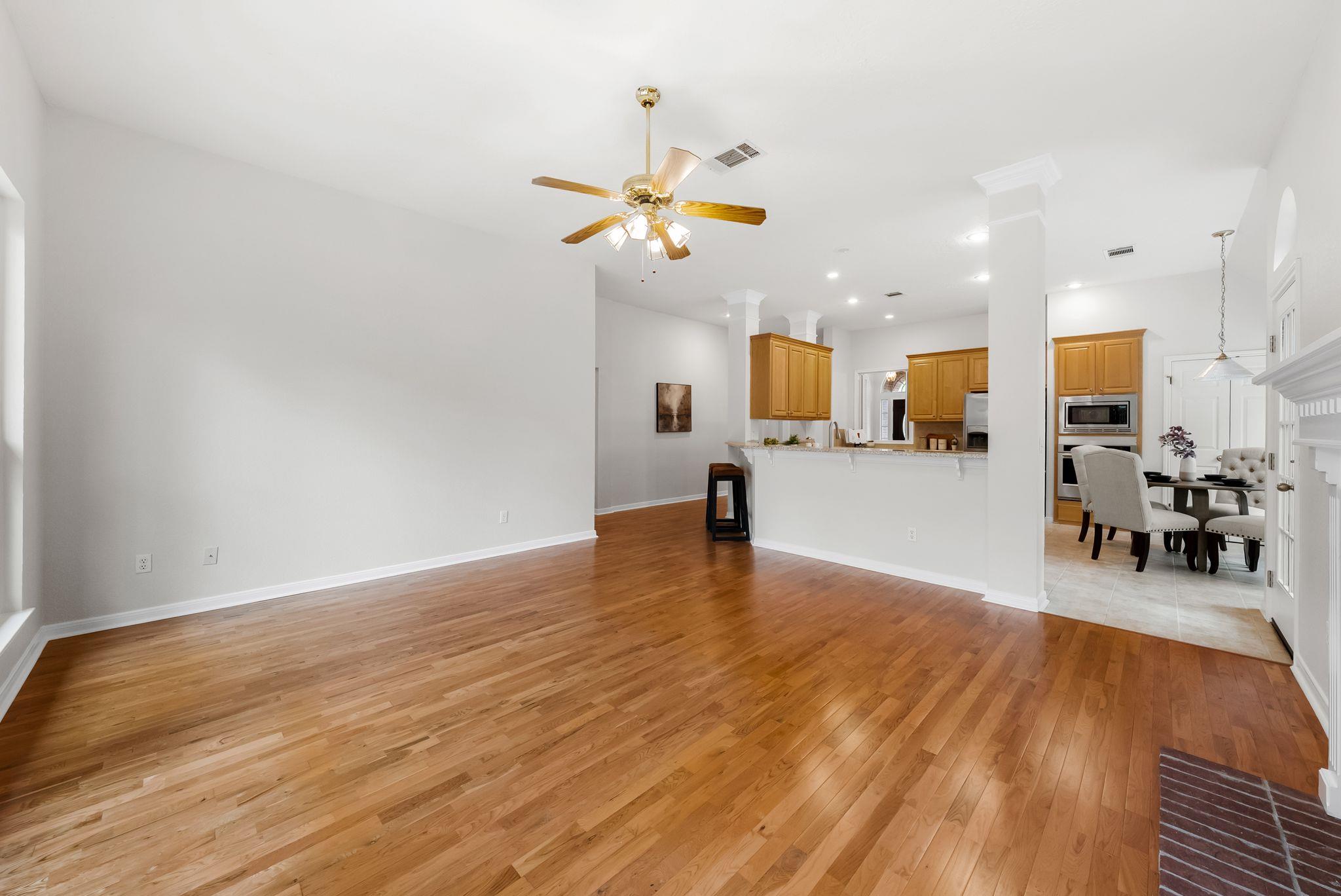 11560 Cedarcliffe DR